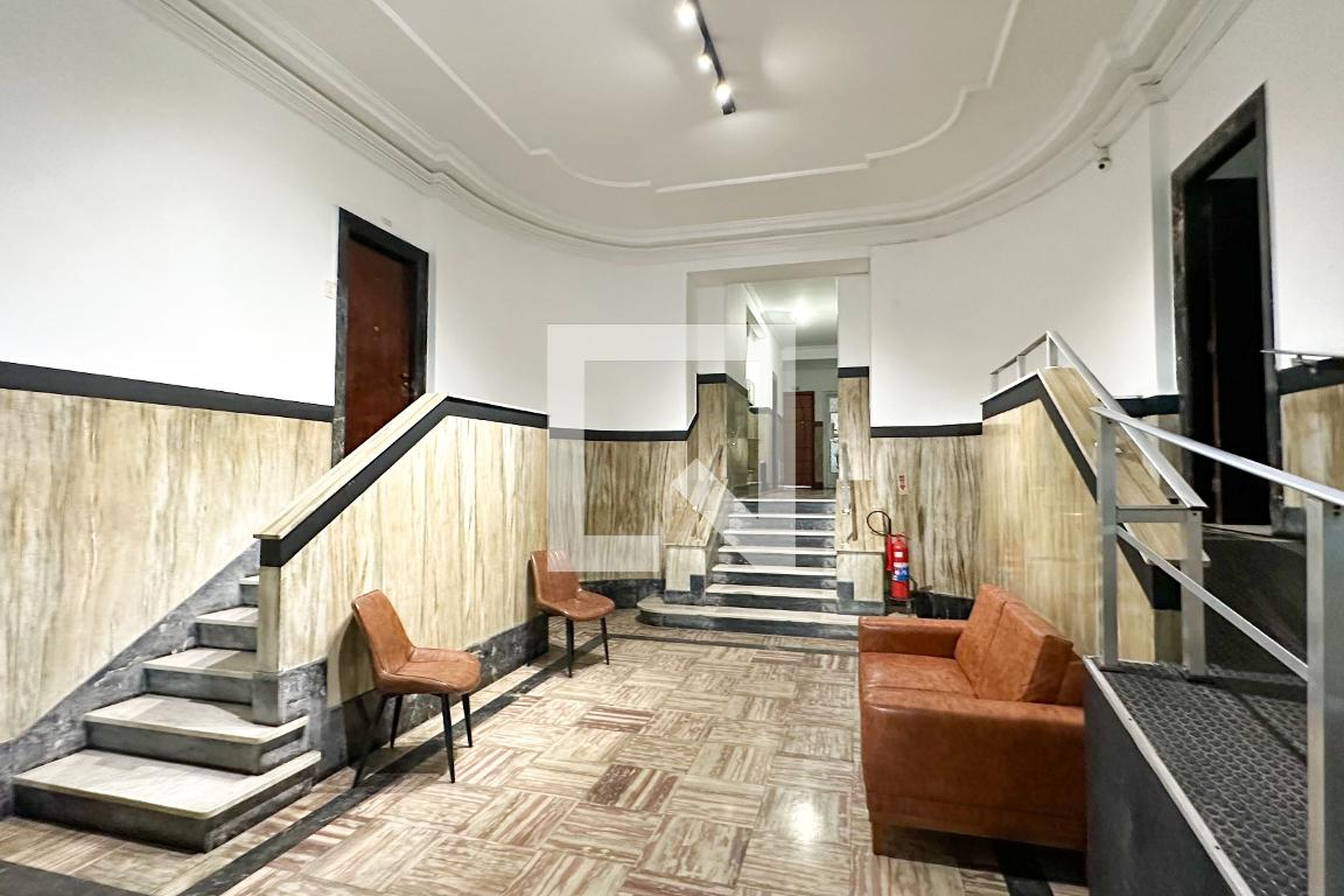 Entrada - Edifício Imburu