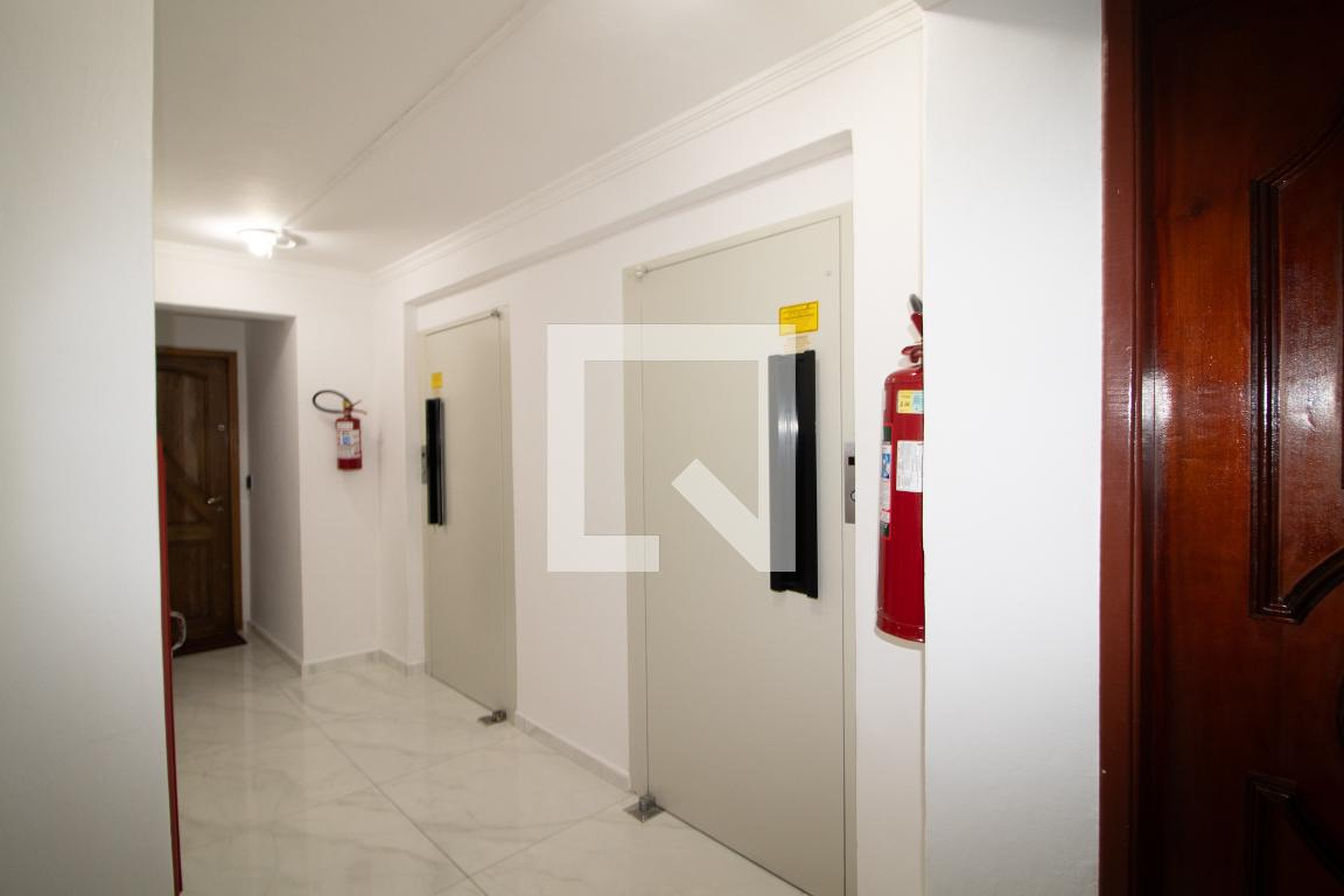 Elevador - Ed Conj Residl Villa Vienense
