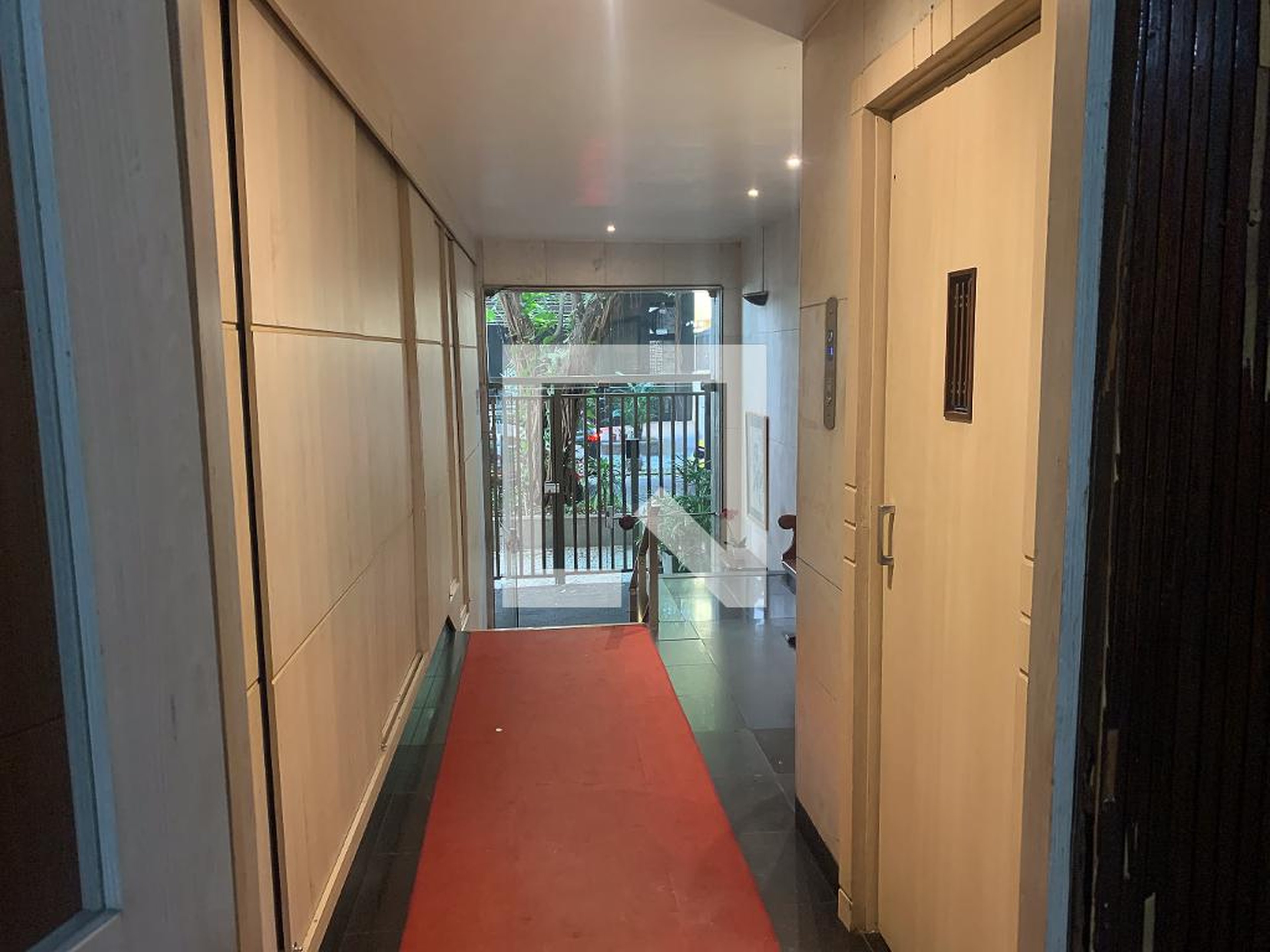Hall de entrada - Edifício Charme
