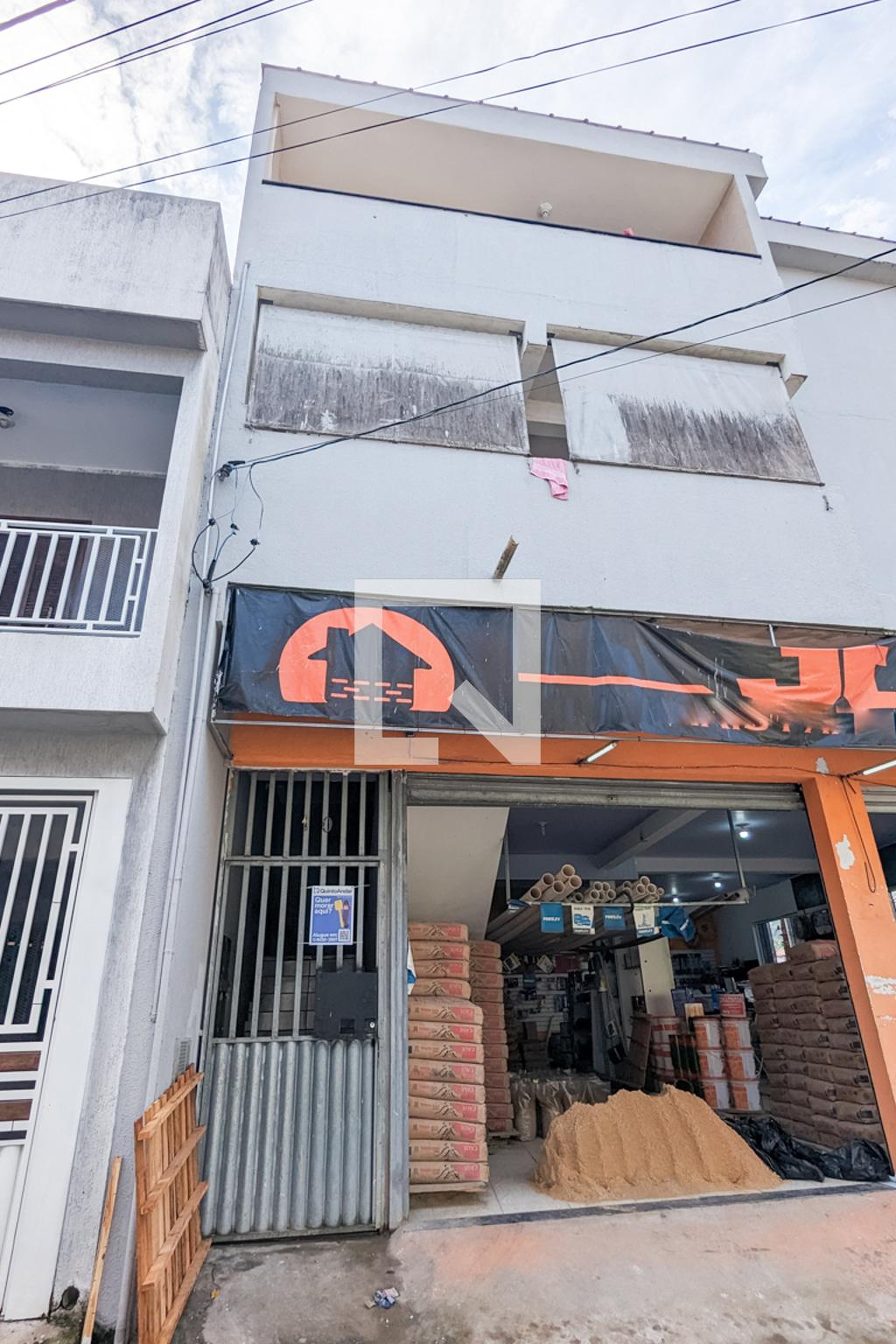 Fachada Condomínio em Rua Eufrates, 10