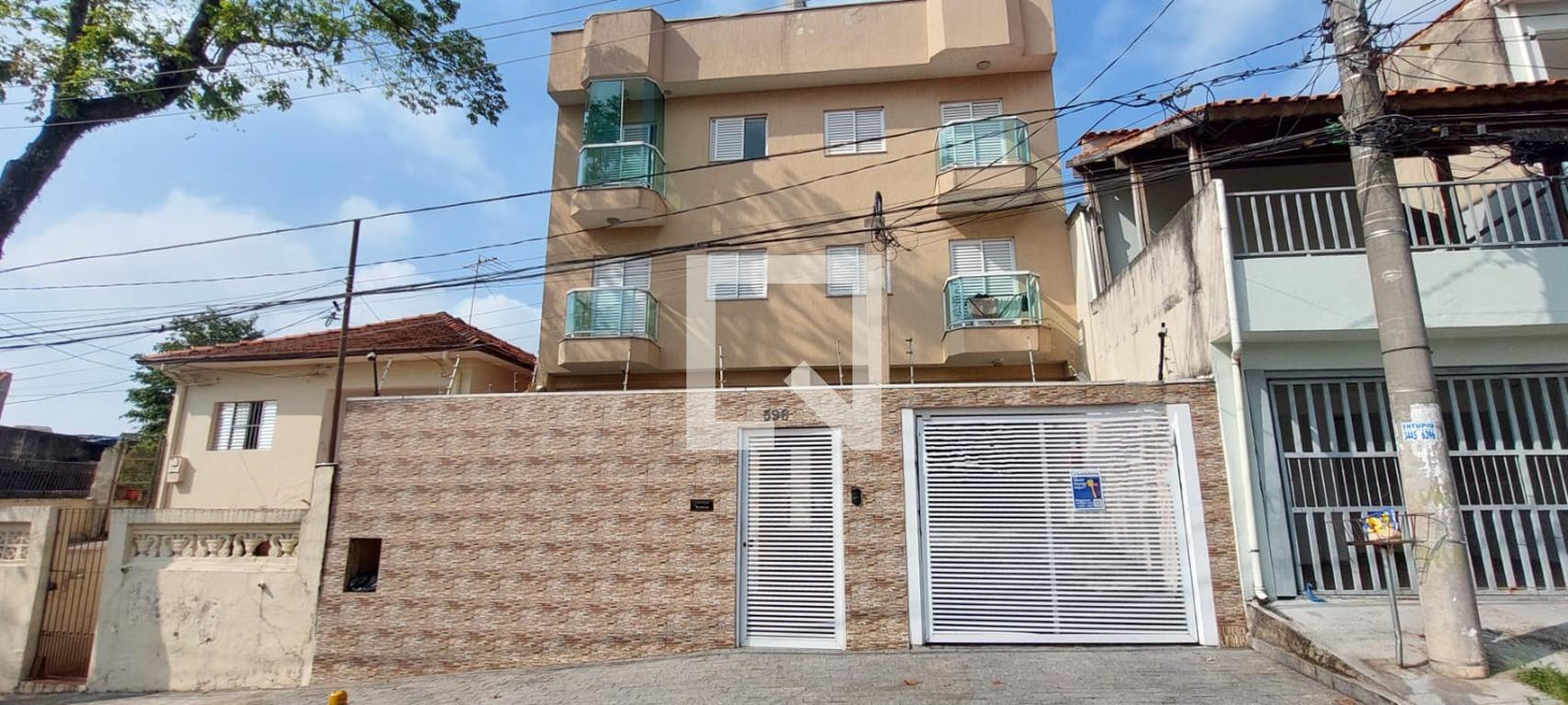 Fachada Condomínio em Rua Iugoslávia, 596