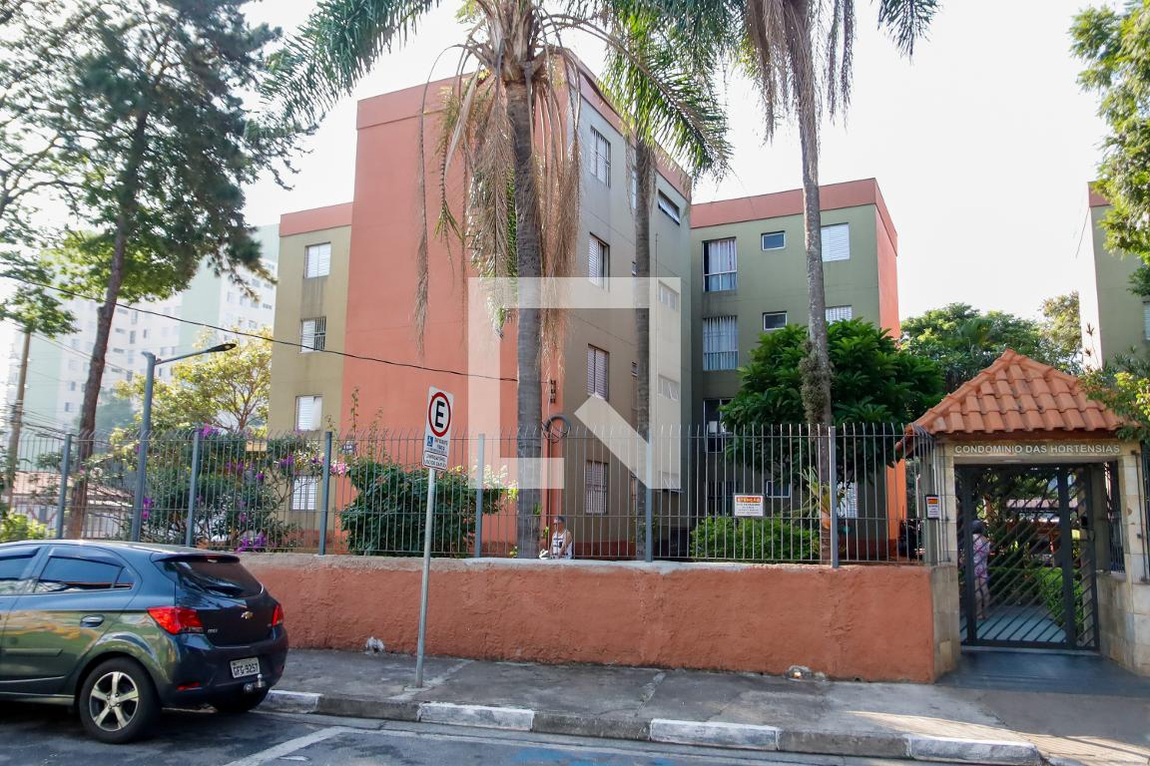 Fachada Condomínio em Rua Cacique Guarani, 65