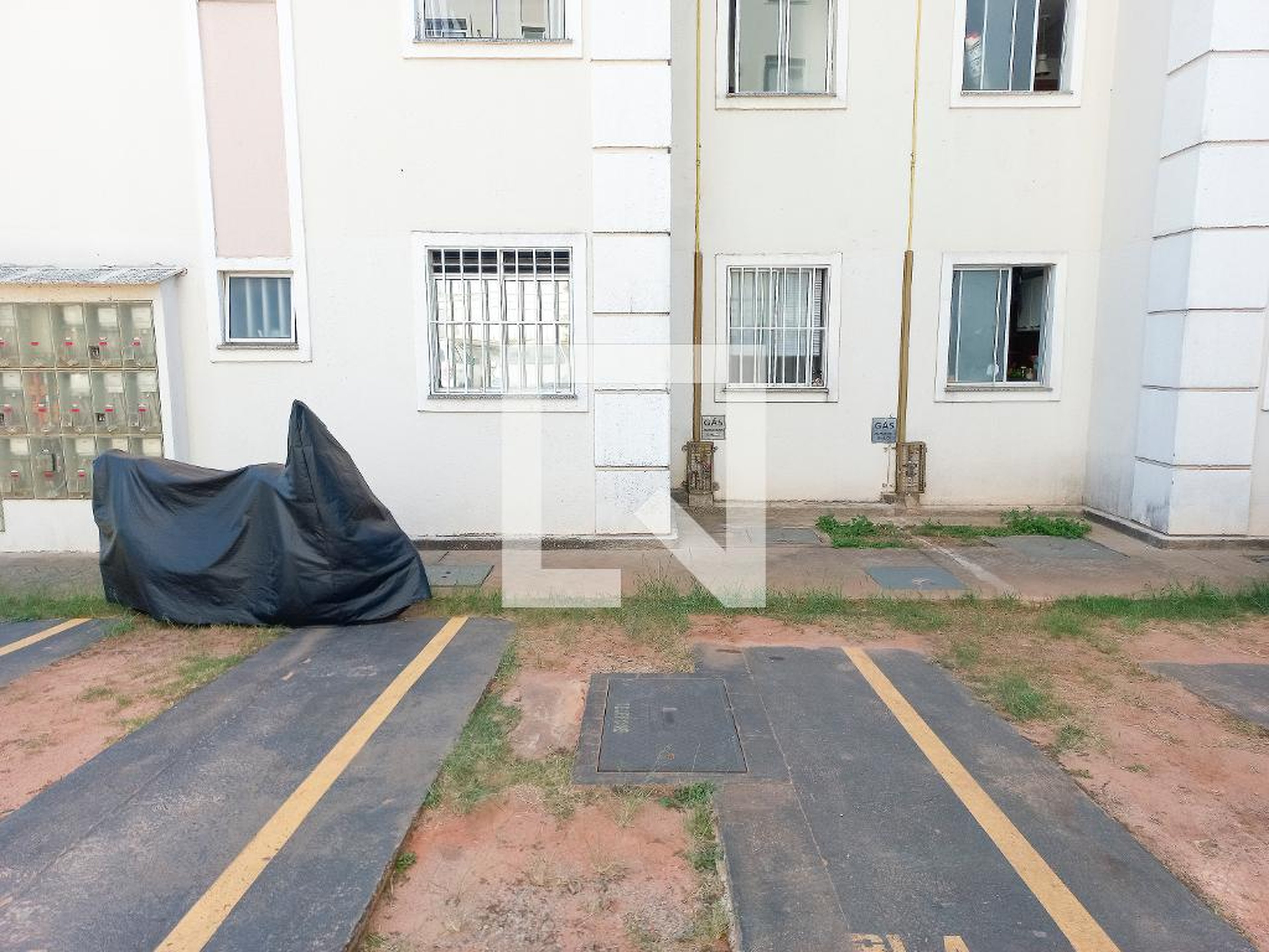 Fachada Condomínio em Rua Miguel Pereira, 975