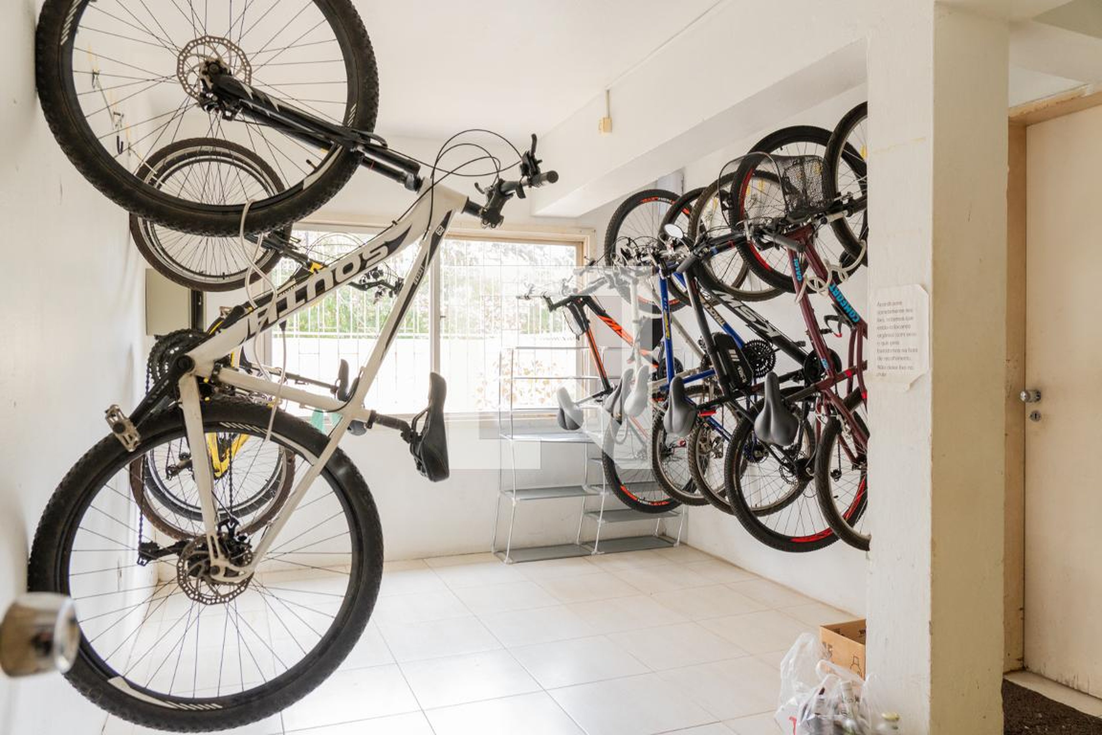 Bicicletário - Jardim Inhanduí