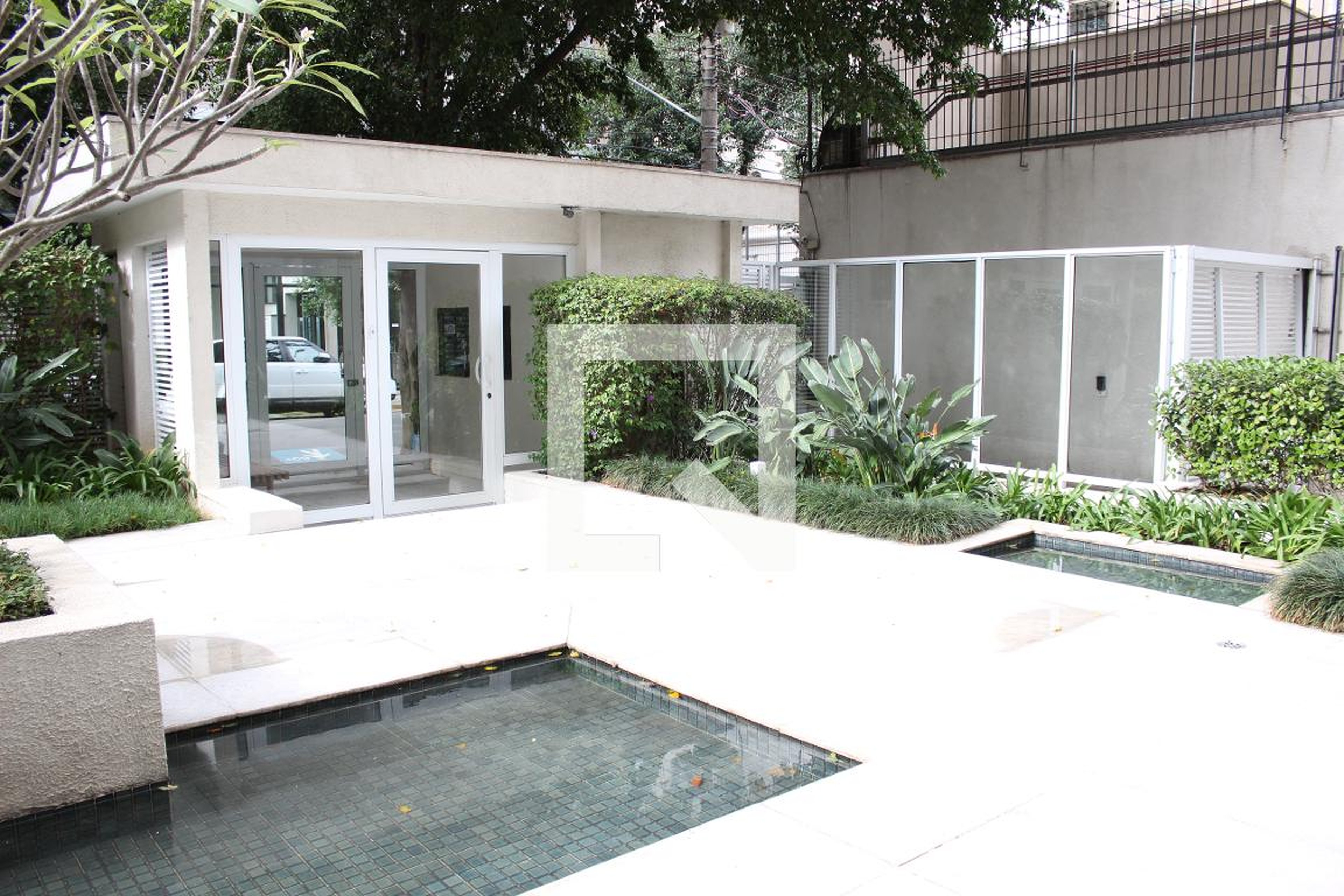 Entrada Social - Edifício Orminda