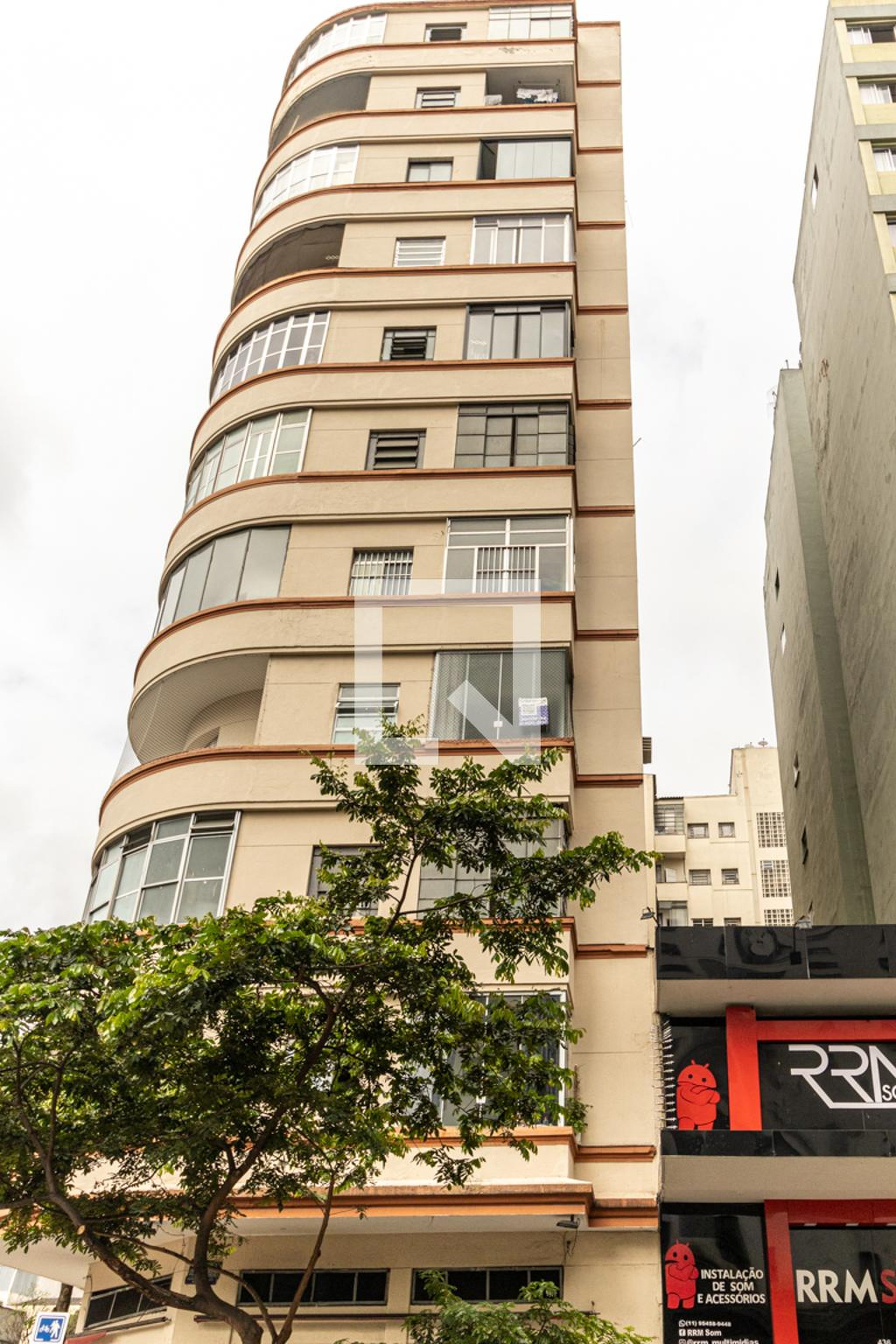 Fachada Condomínio em Rua João Brícola, 273