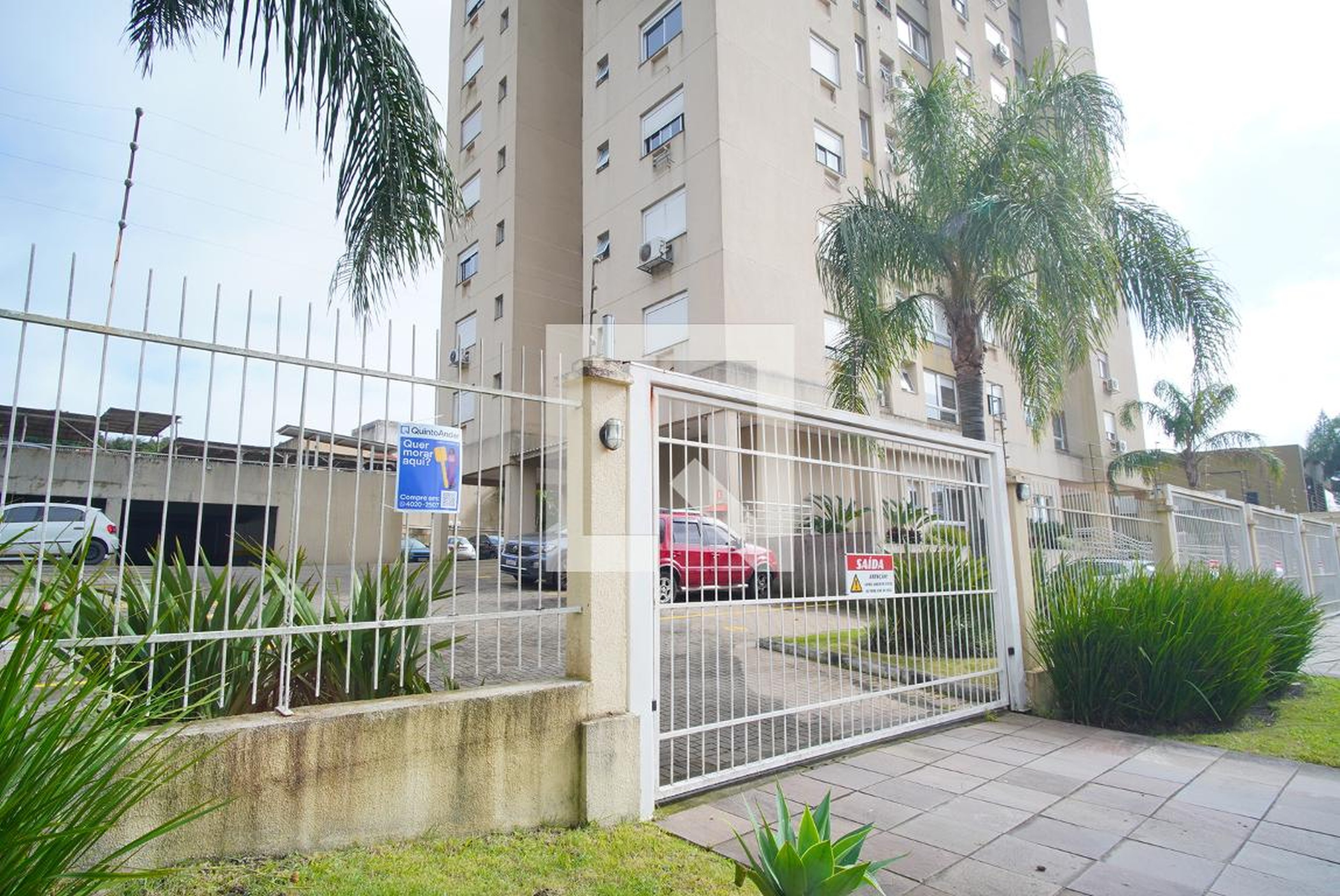 Fachada do Condomínio Condomínio The Slim