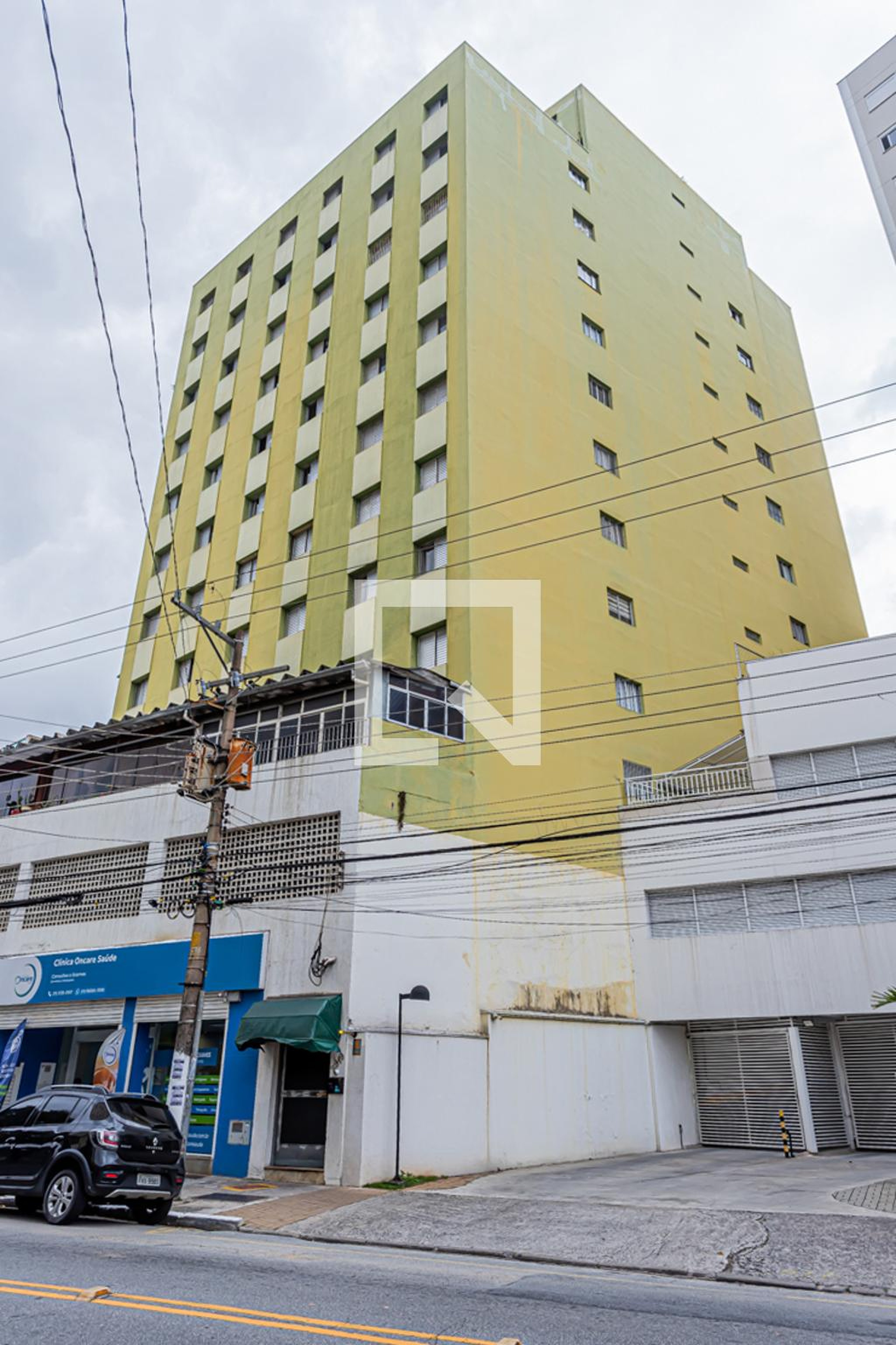 Fachada Condomínio em Avenida Paula Ferreira, 2961
