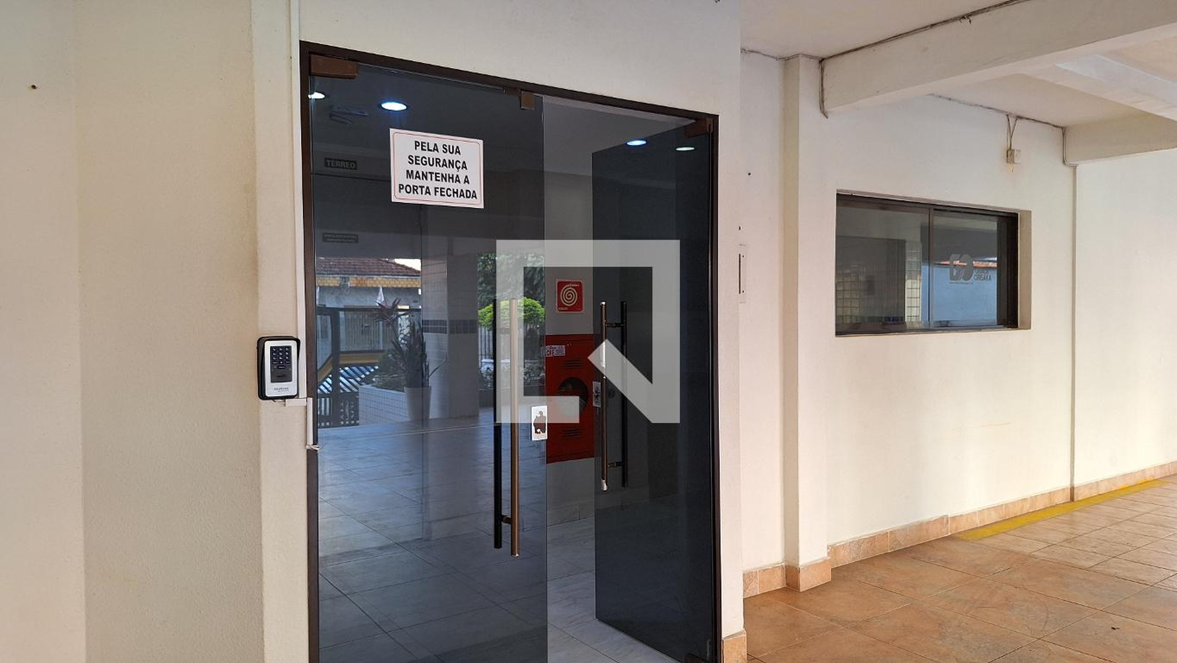 Entrada - ED. Mourelos