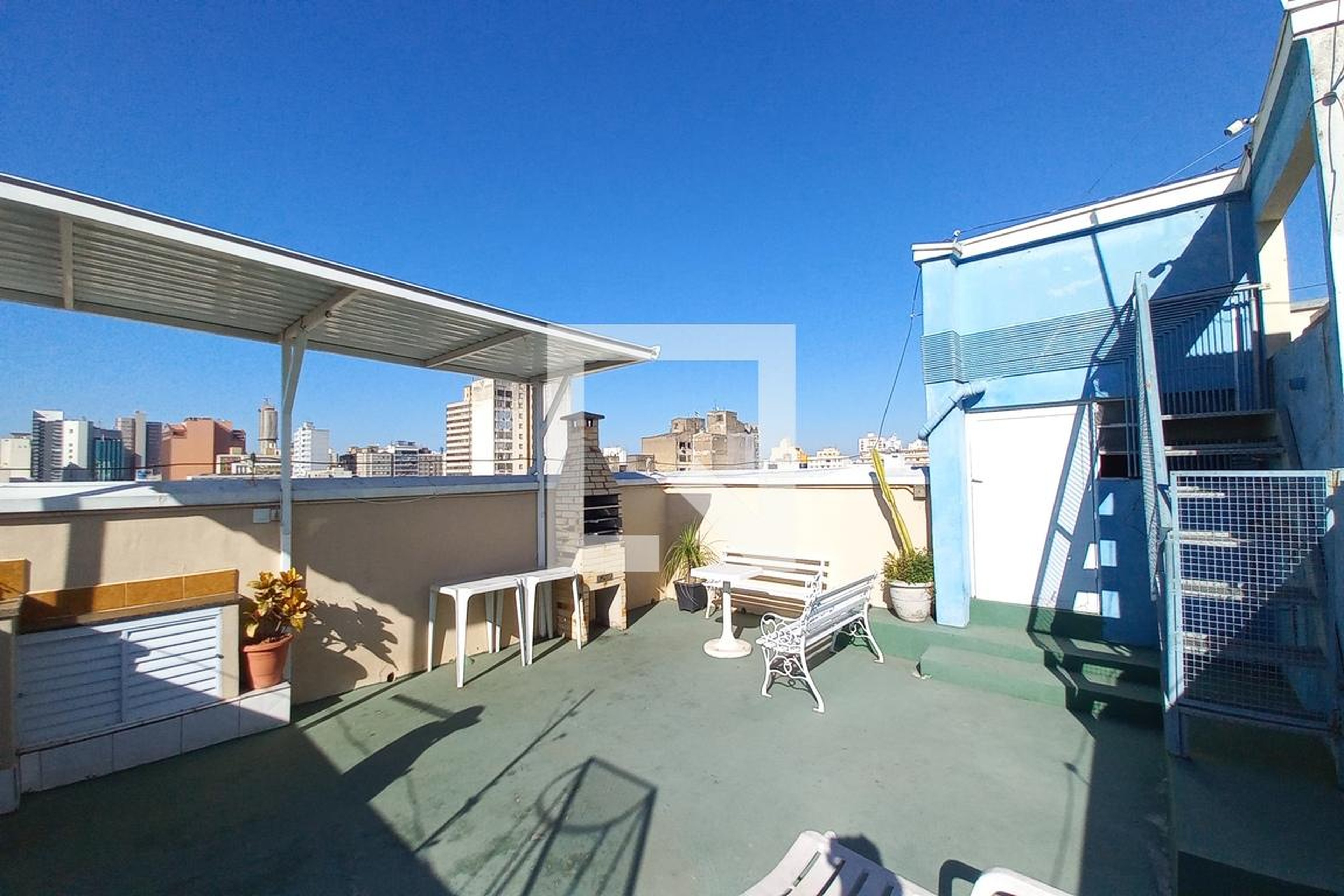 Área Comum - Hilario Magro