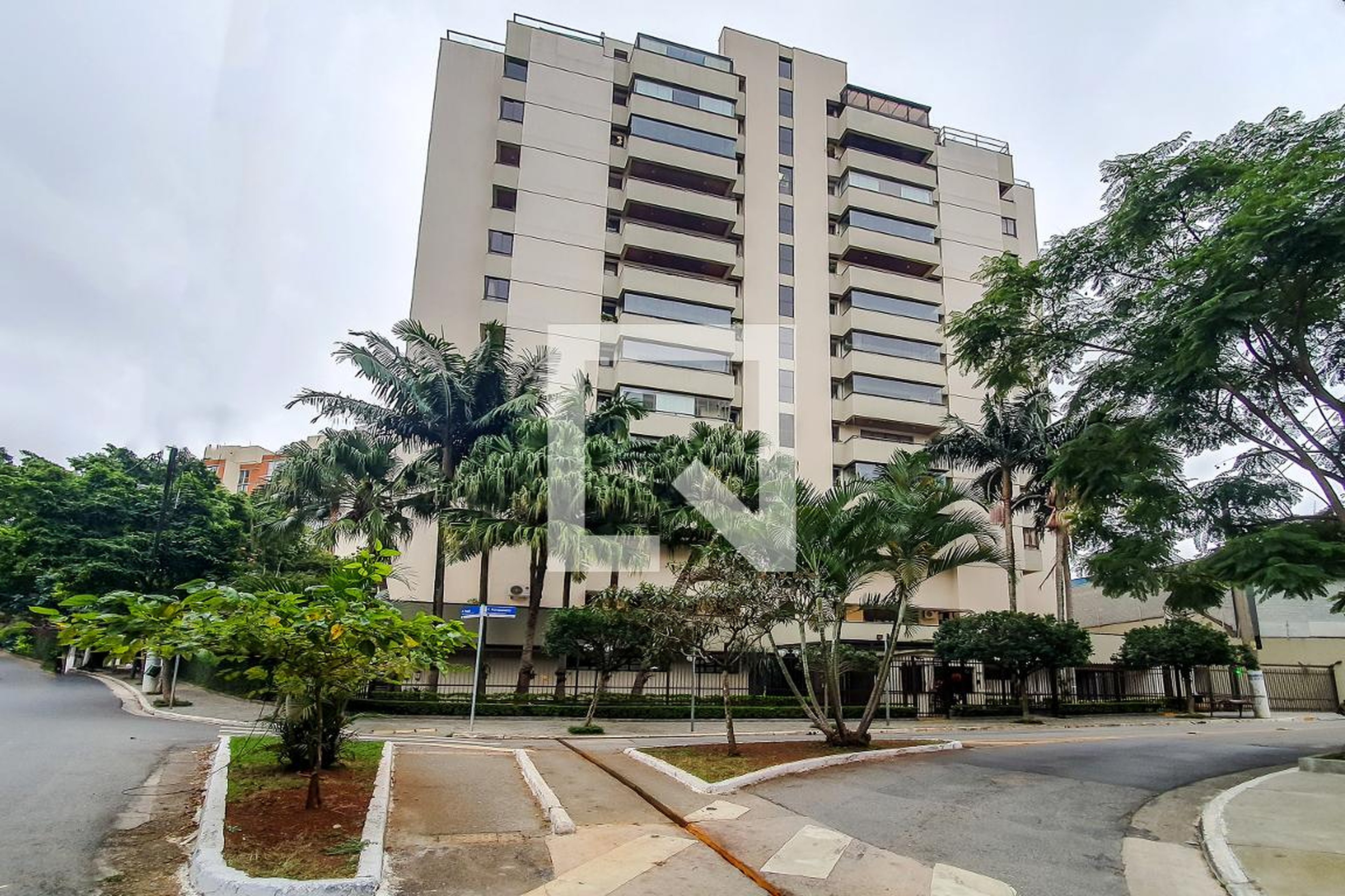 Fachada do Prédio Condomínio Val Disere