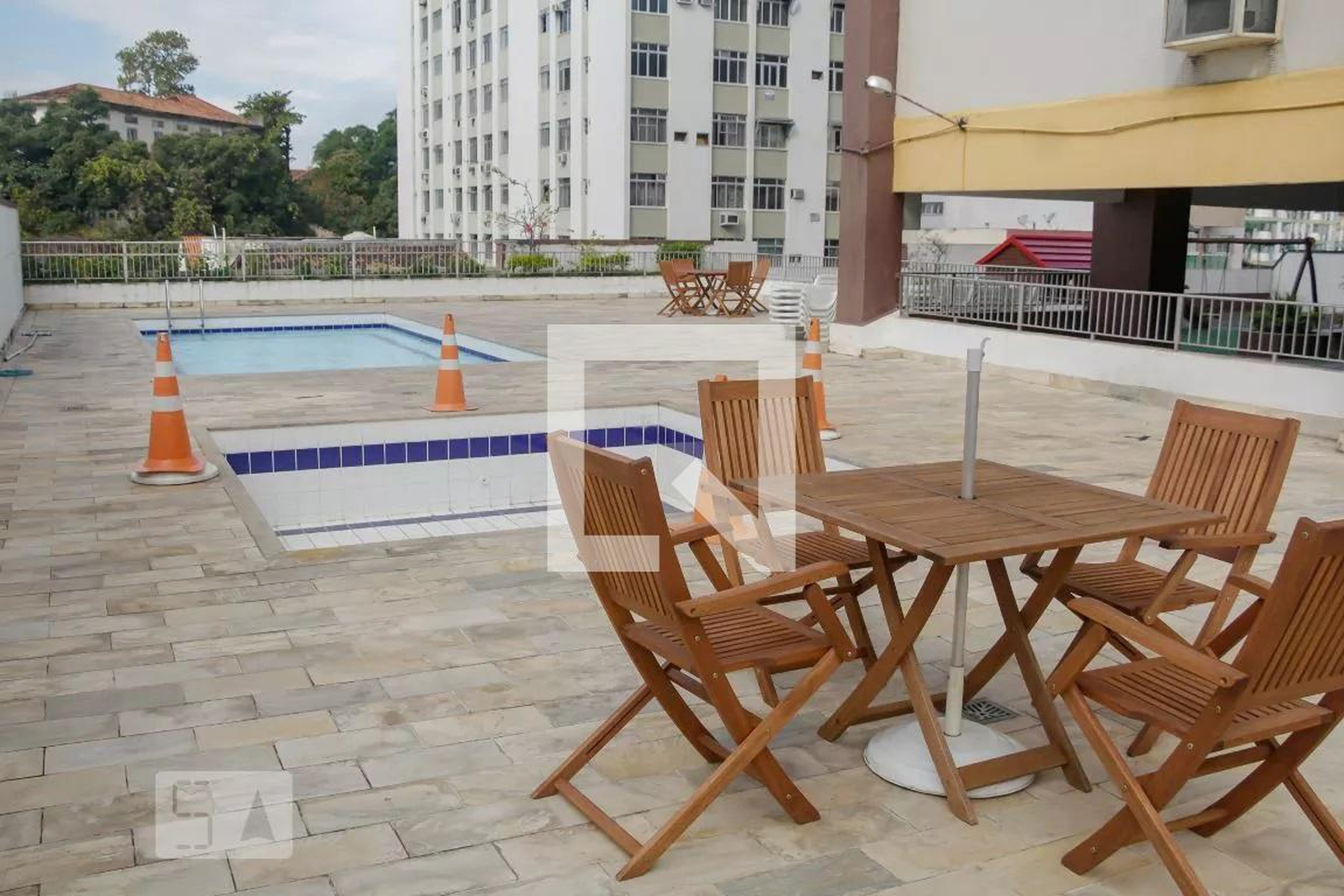 Piscina - Vila Belmonte