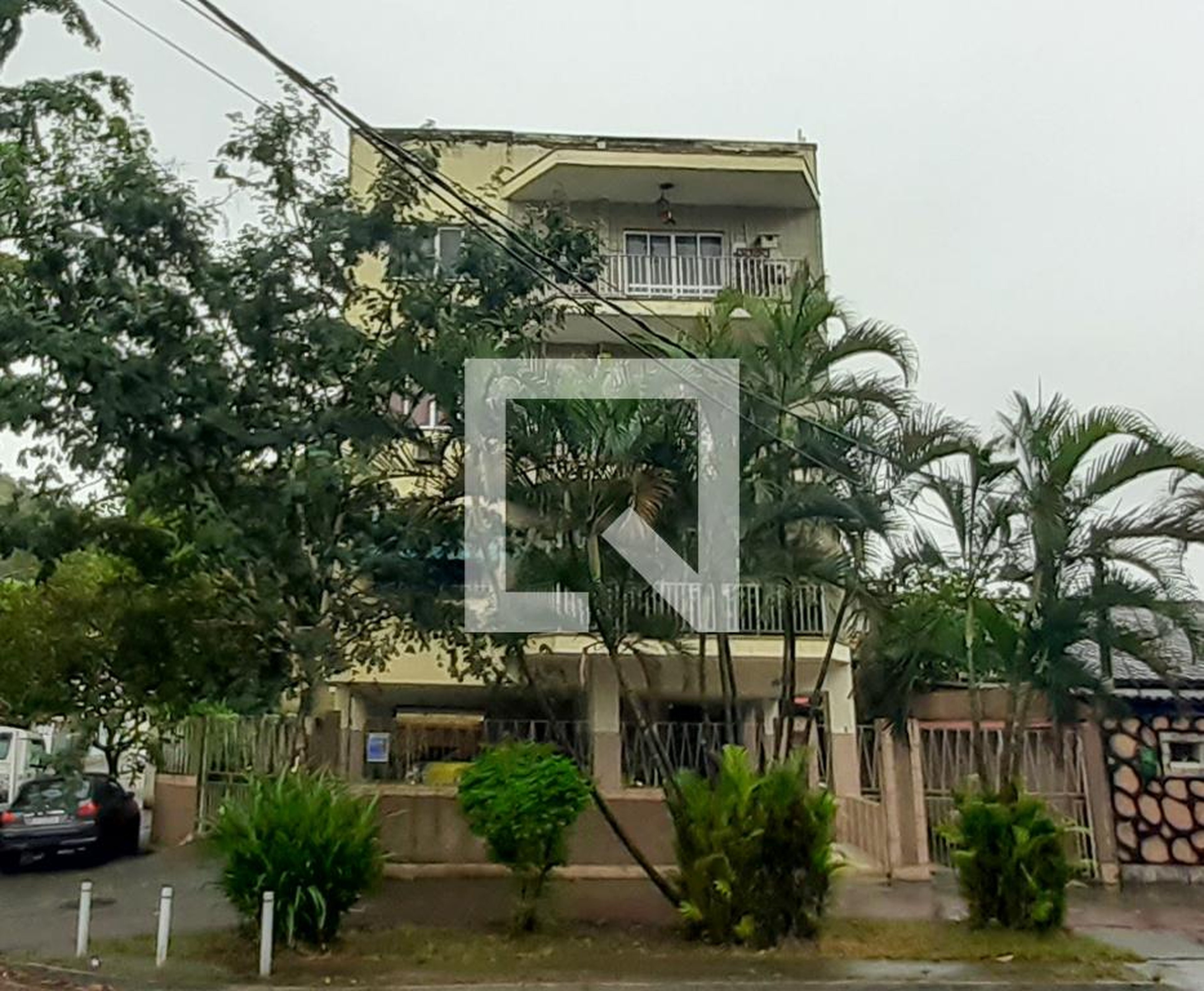 Fachada Condomínio em Estrada Rodrigues Caldas, 1516