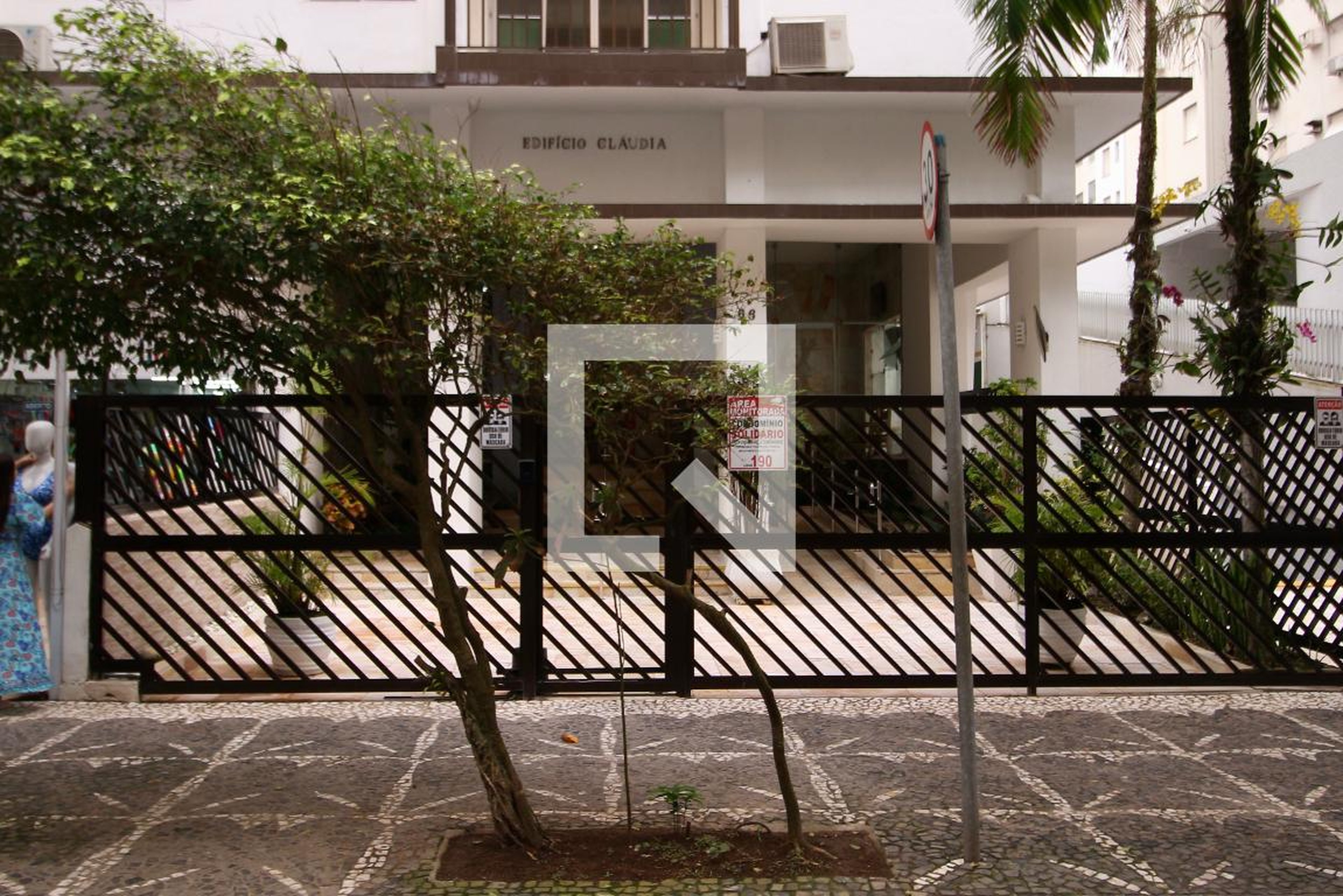 Fachada Condomínio Claudia