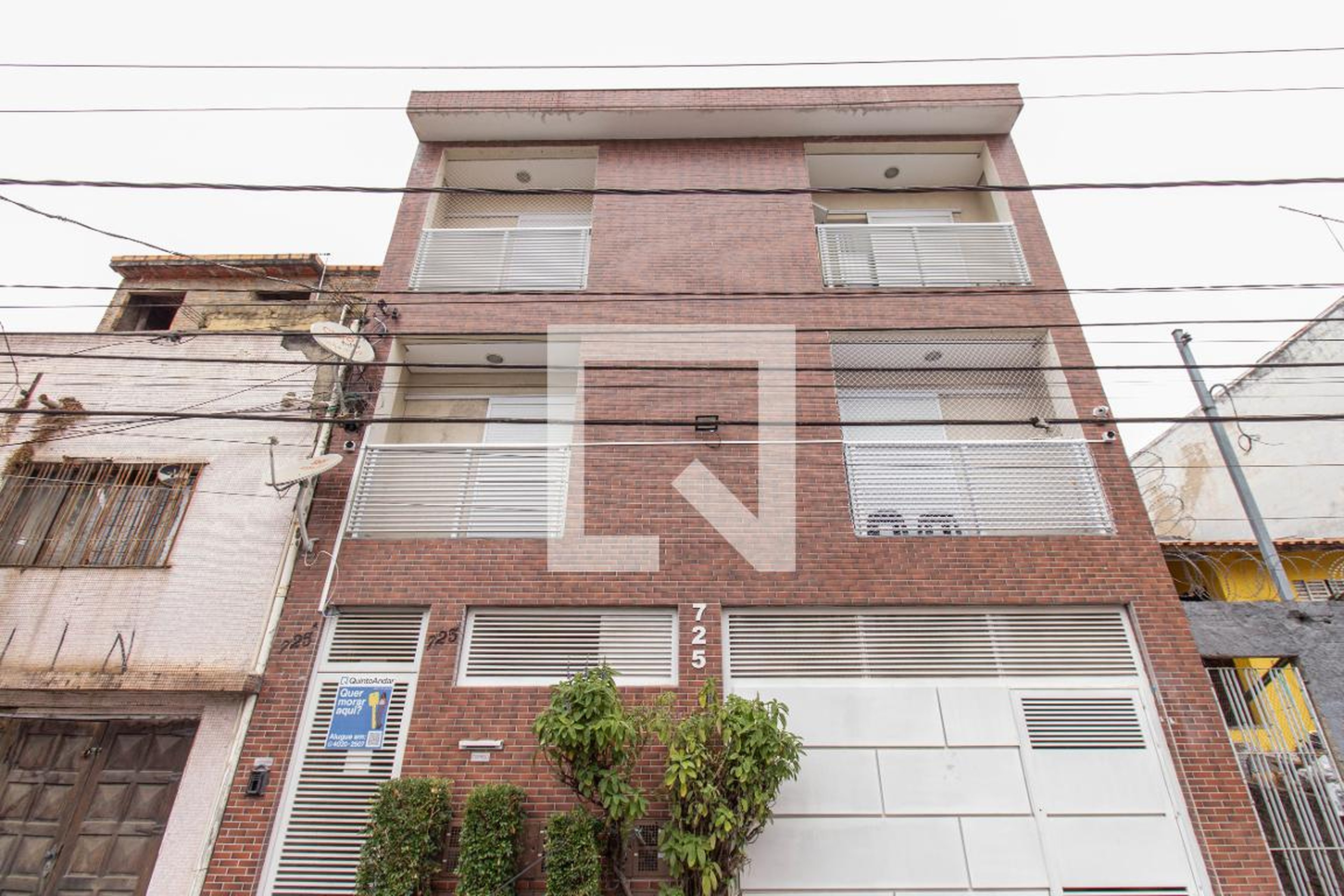 Fachada do Prédio Condomínio em Rua Frei Durão, 725