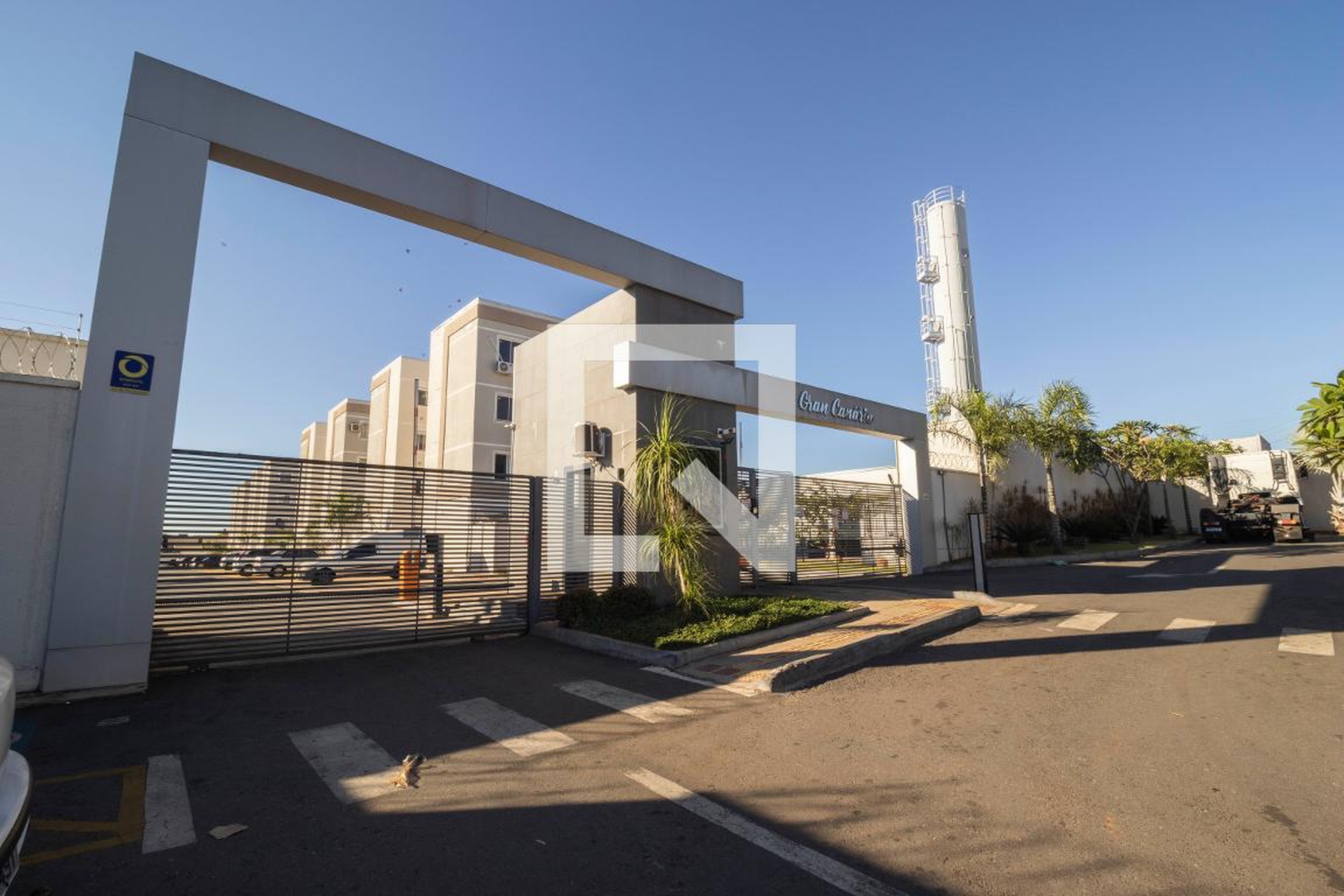 Fachada Condomínio em Rua da Divisa, 223