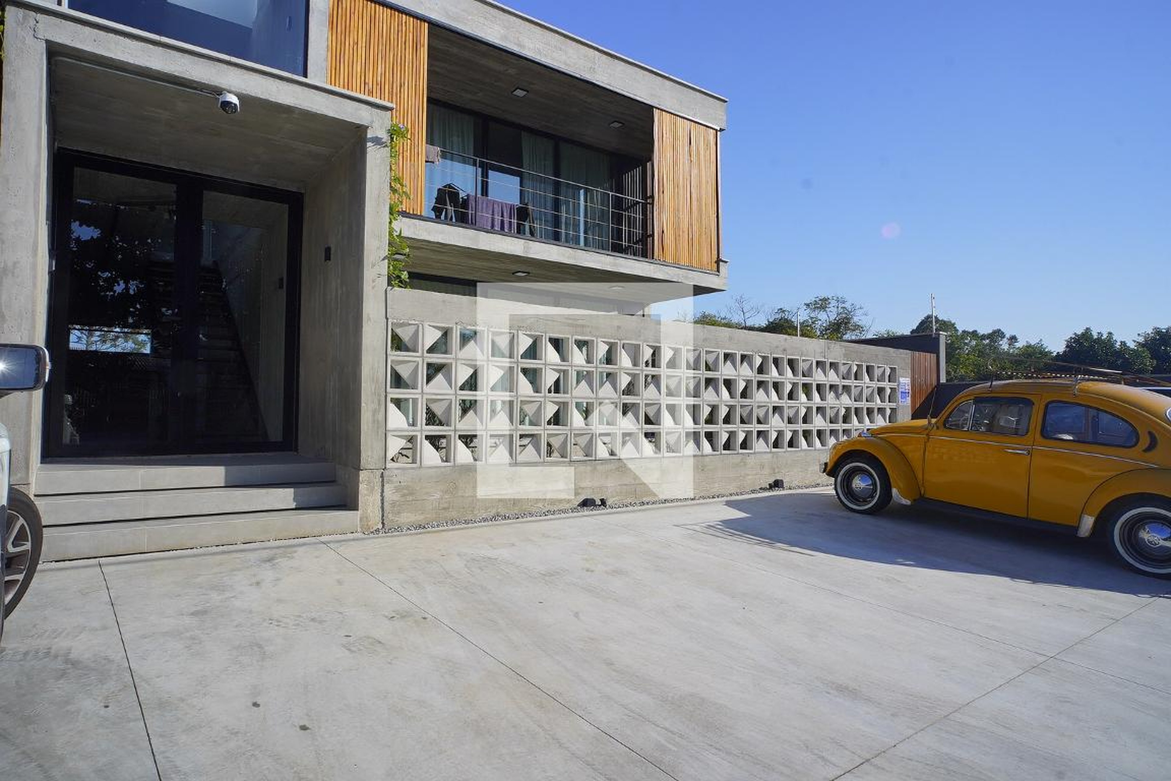 Fachada Condomínio em Rua dos Laranjais, 456