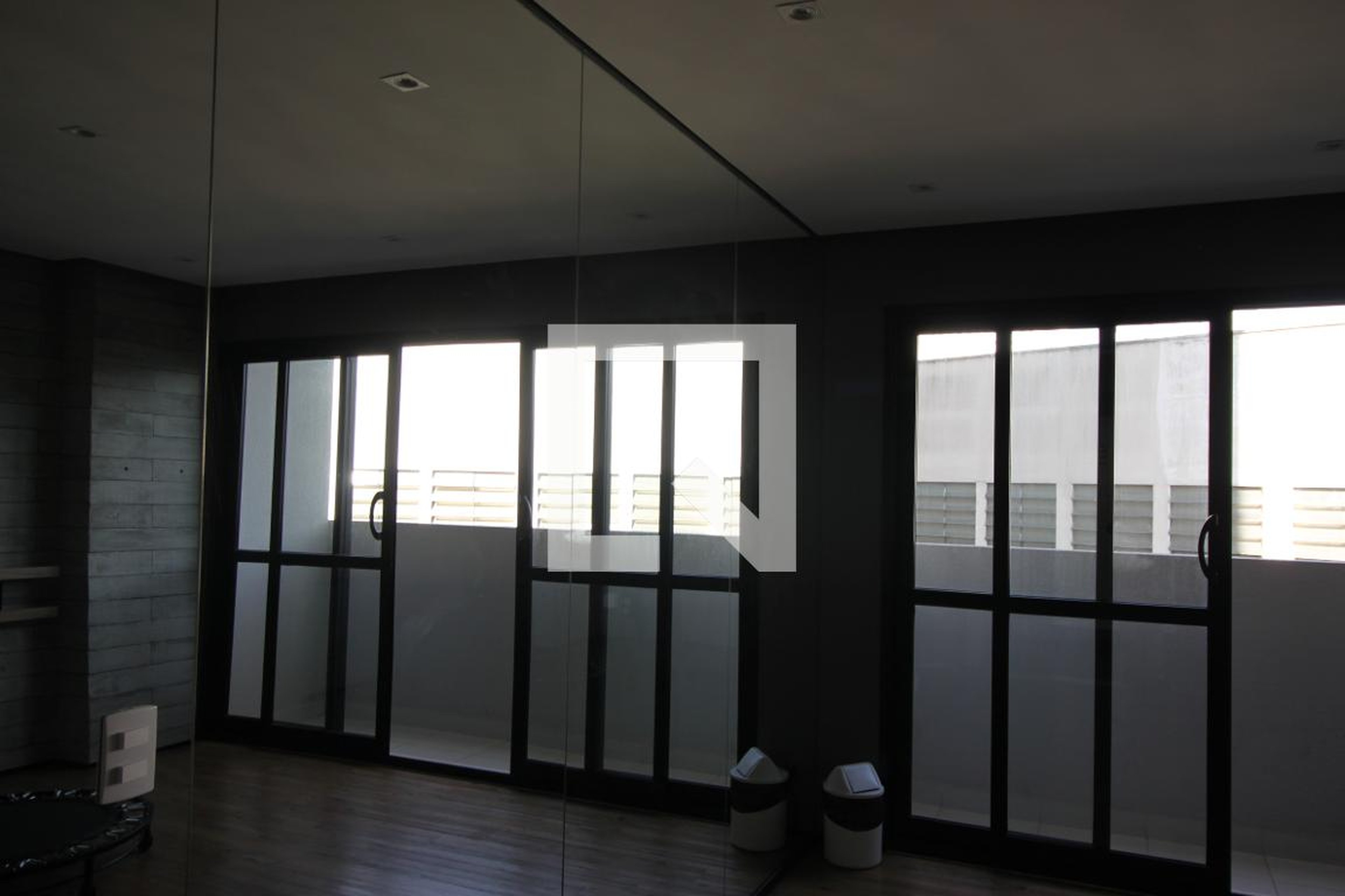 Sala de Ginástica - Fábula Socorro