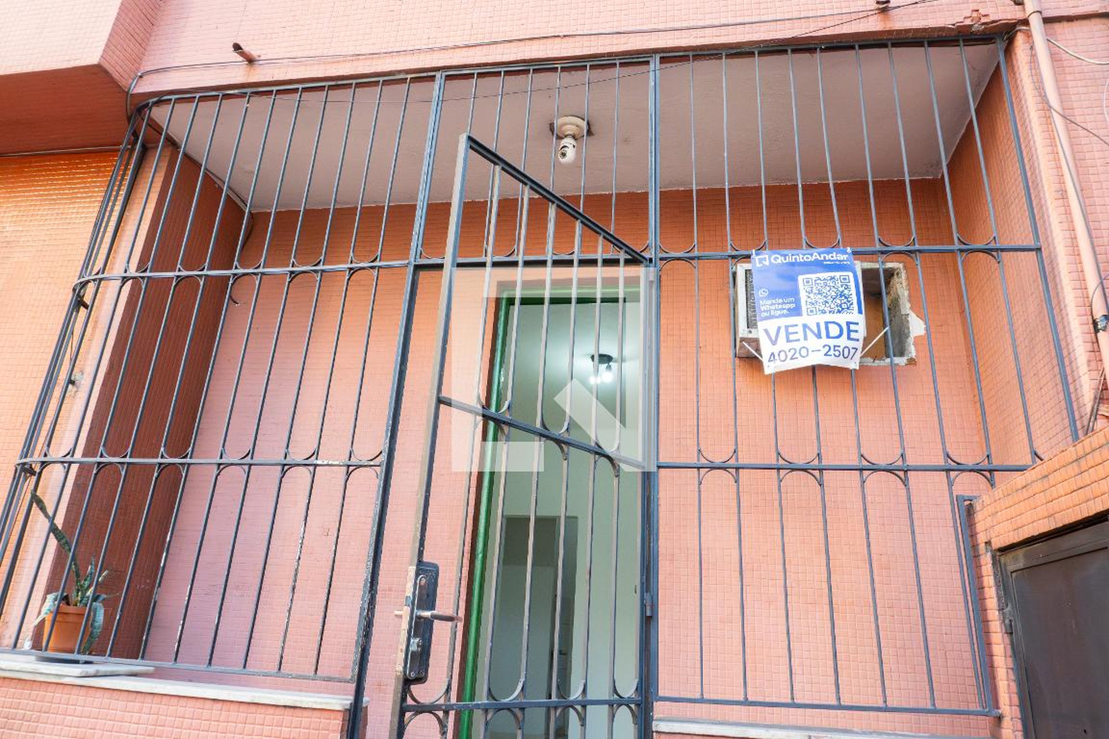 Fachada Condomínio em Rua São Francisco Xavier, 447