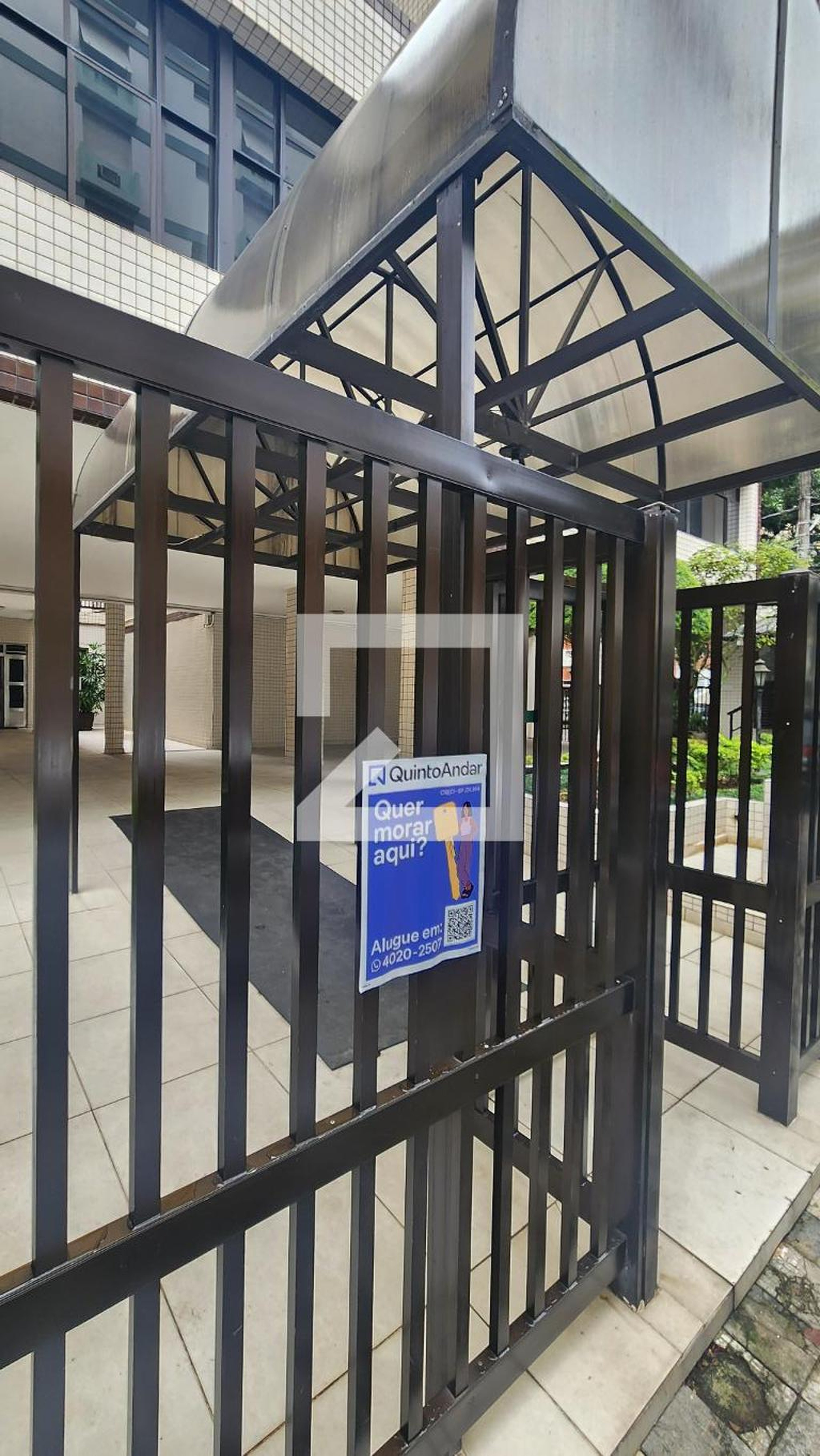 Fachada do Prédio Condomínio Casper Libero