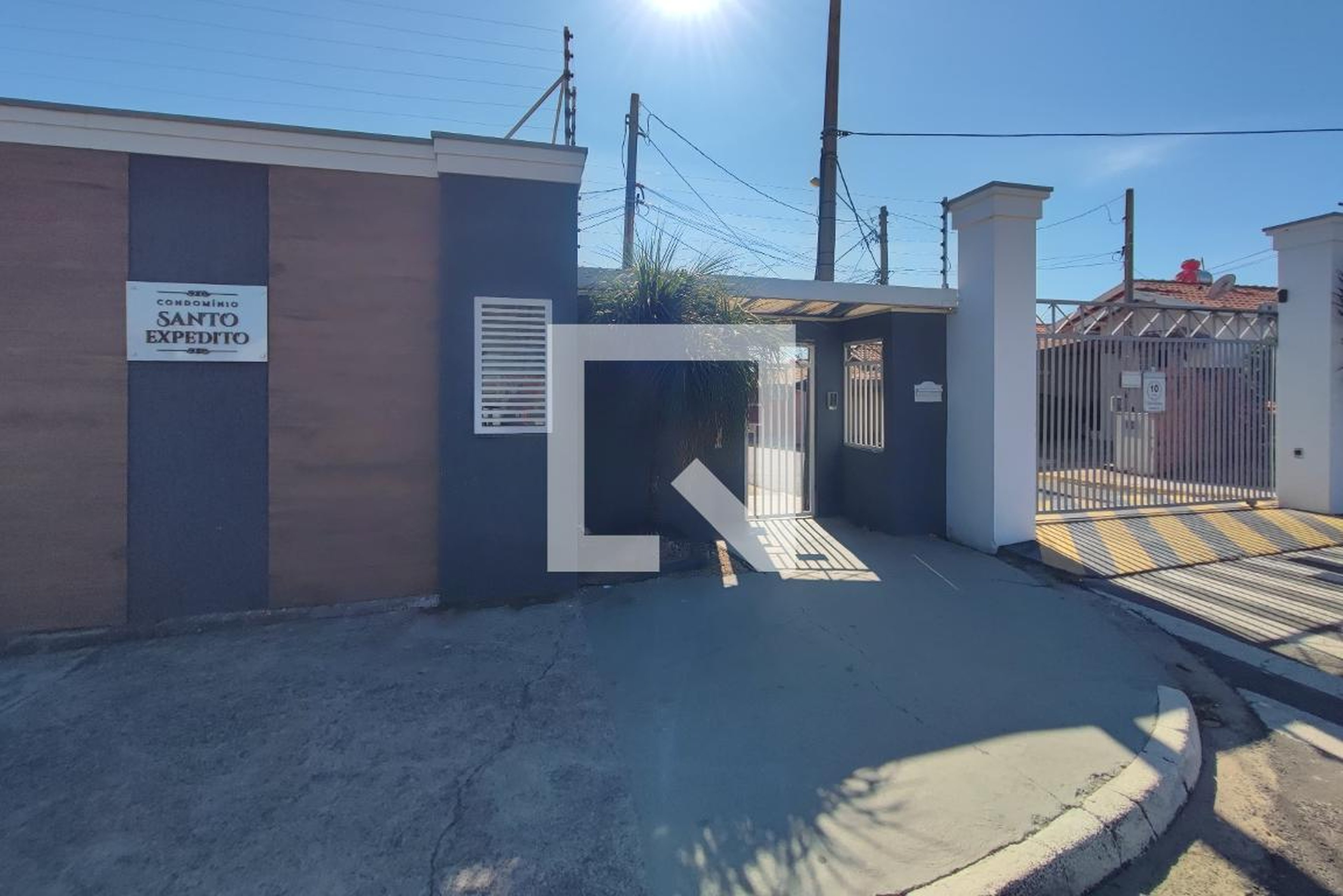 Fachada do Condomínio Condomínio Santo Expedito