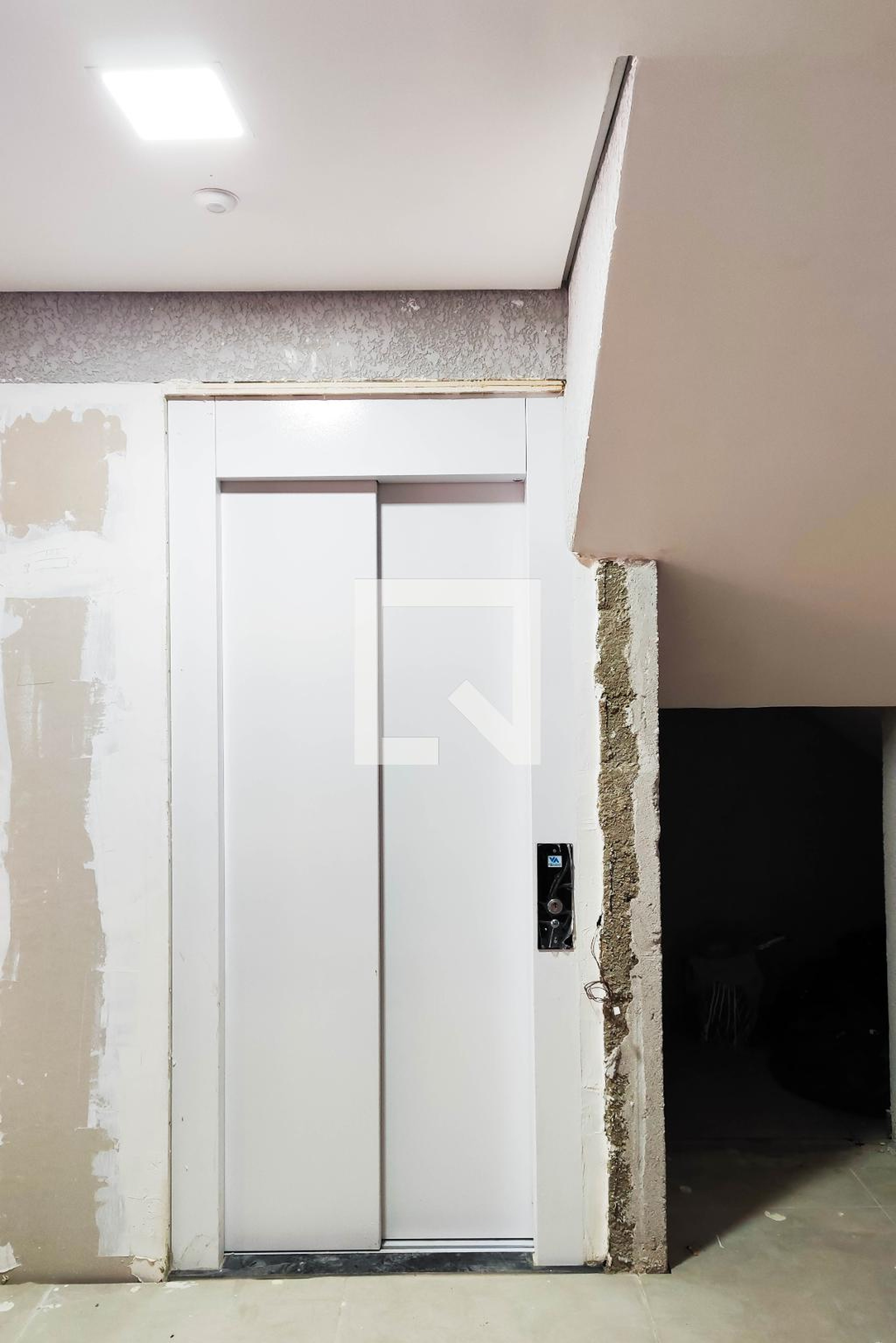 Elevador - Edifício Paraguaçu