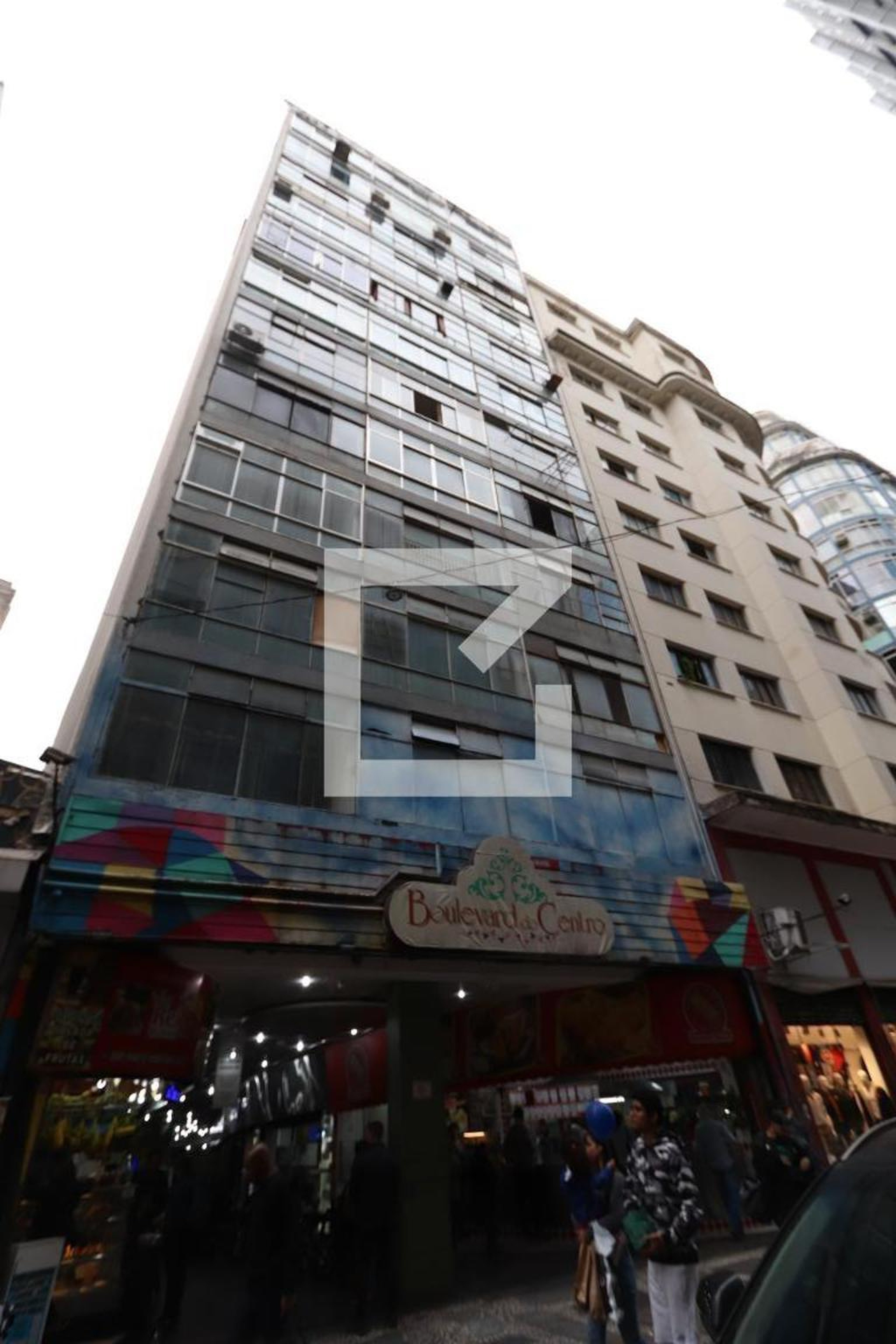 Fachada do Prédio Condomínio Governador