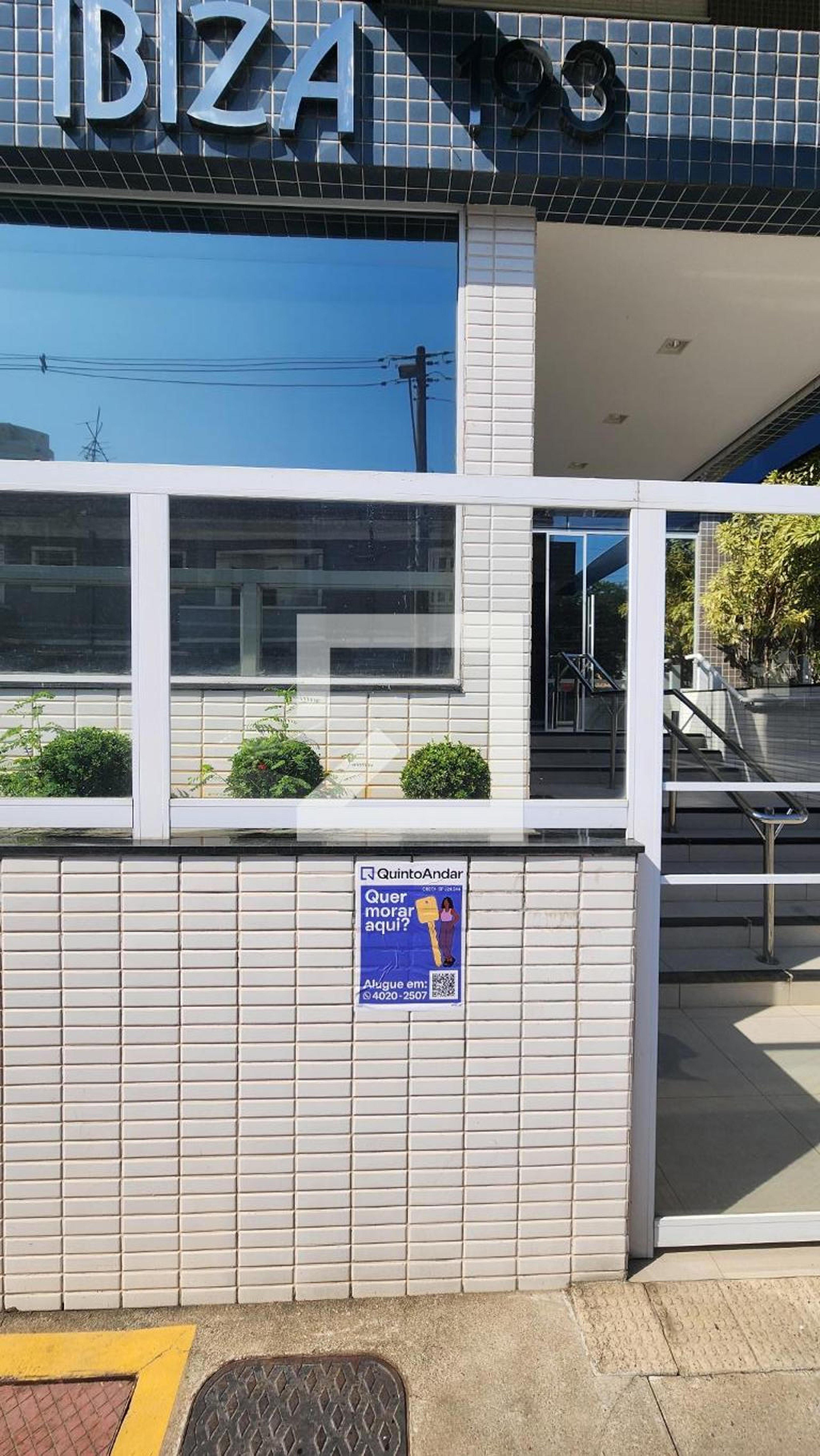 Fachada do Prédio Condomínio Ibiza