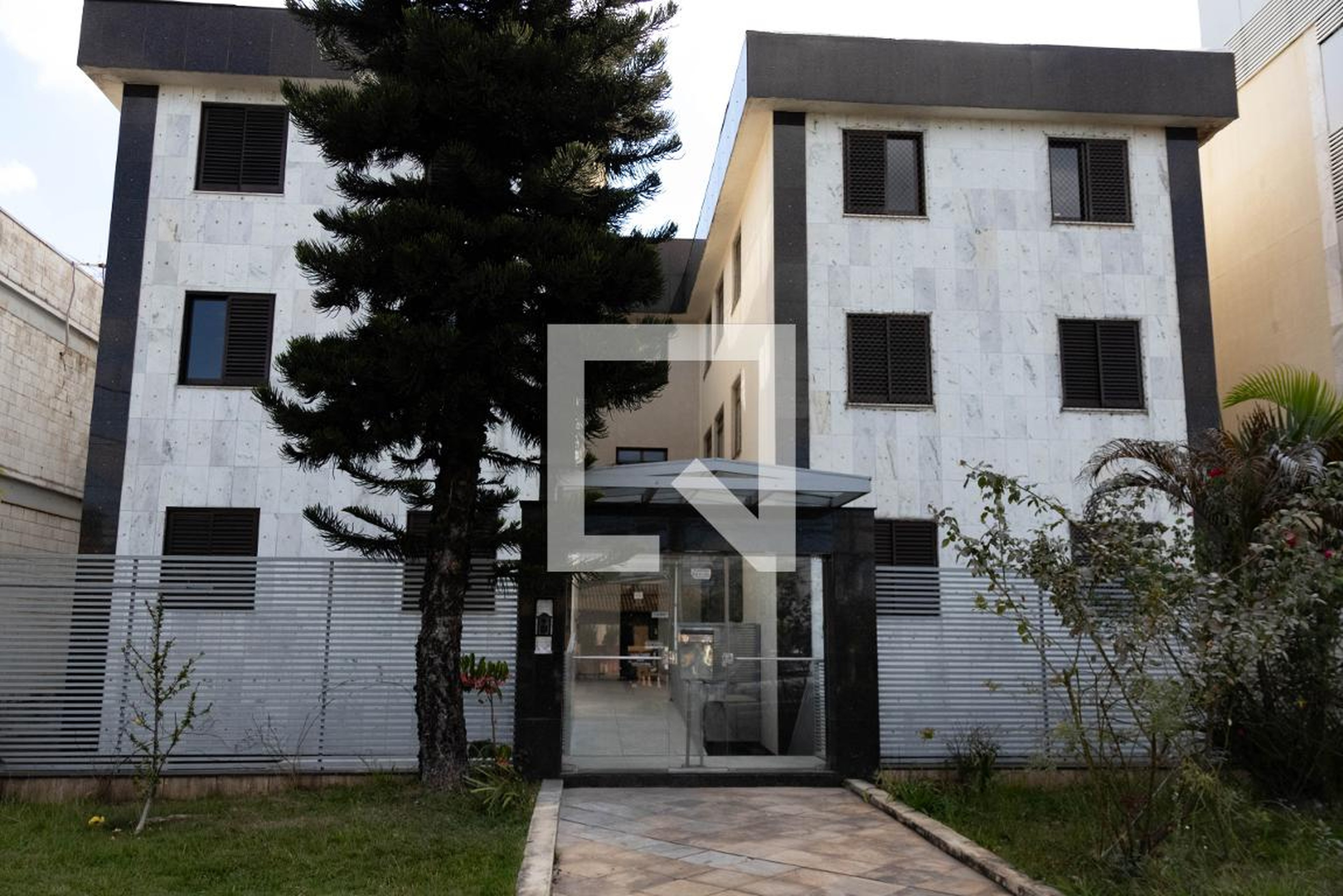 Fachada Edifício Esmeralda