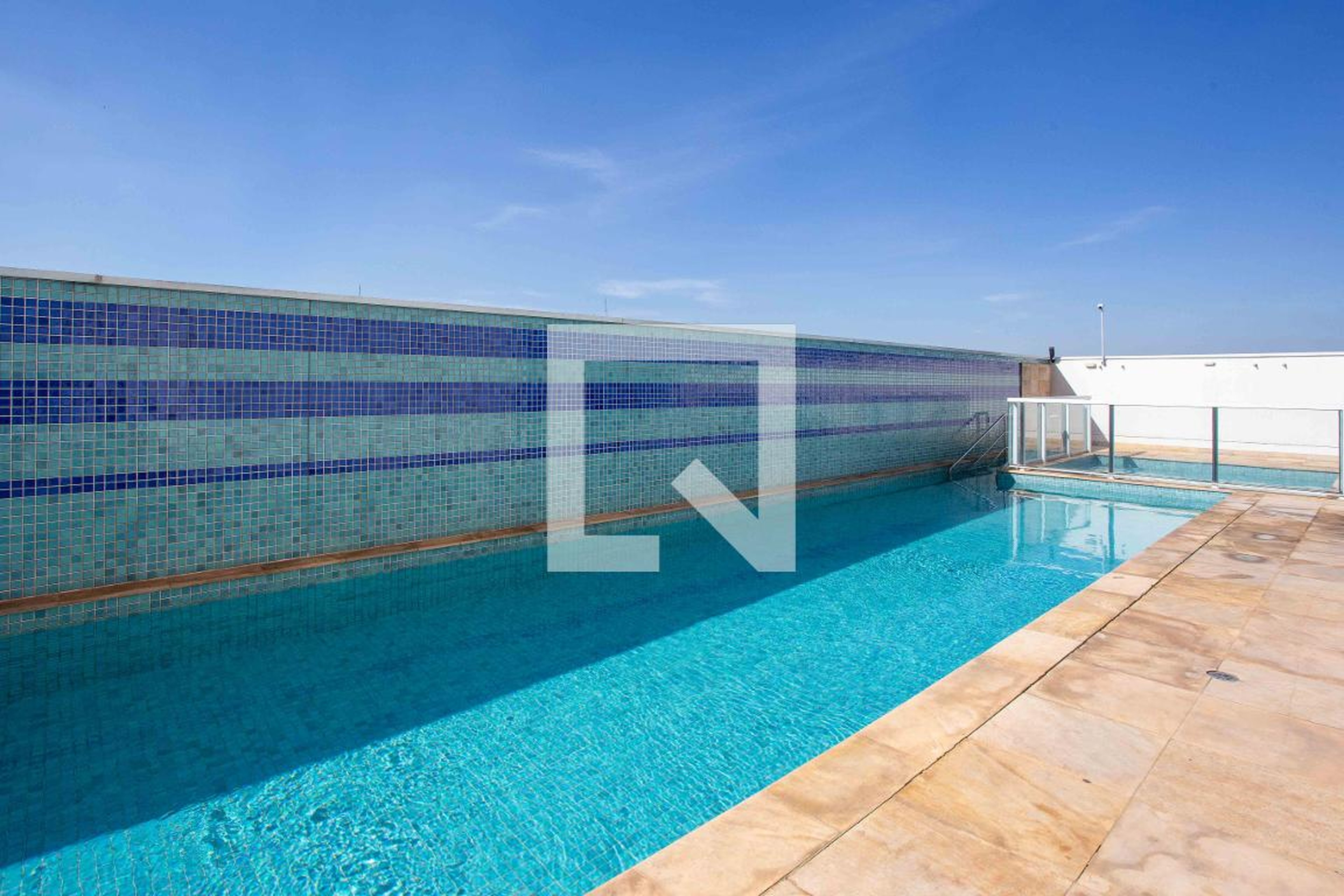 Piscina - Edifício Atual