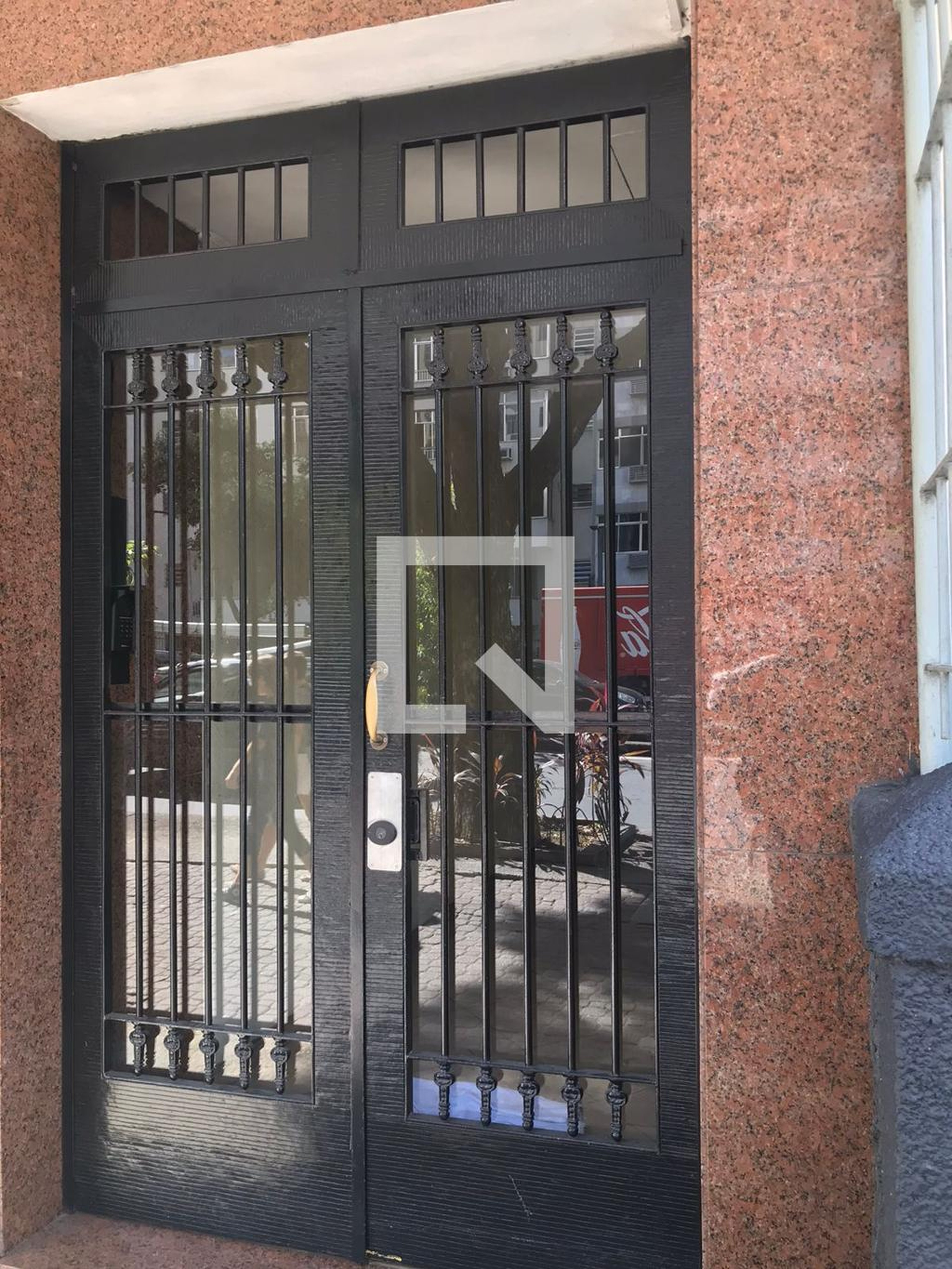 Fachada do Prédio Edifício Bela Flor