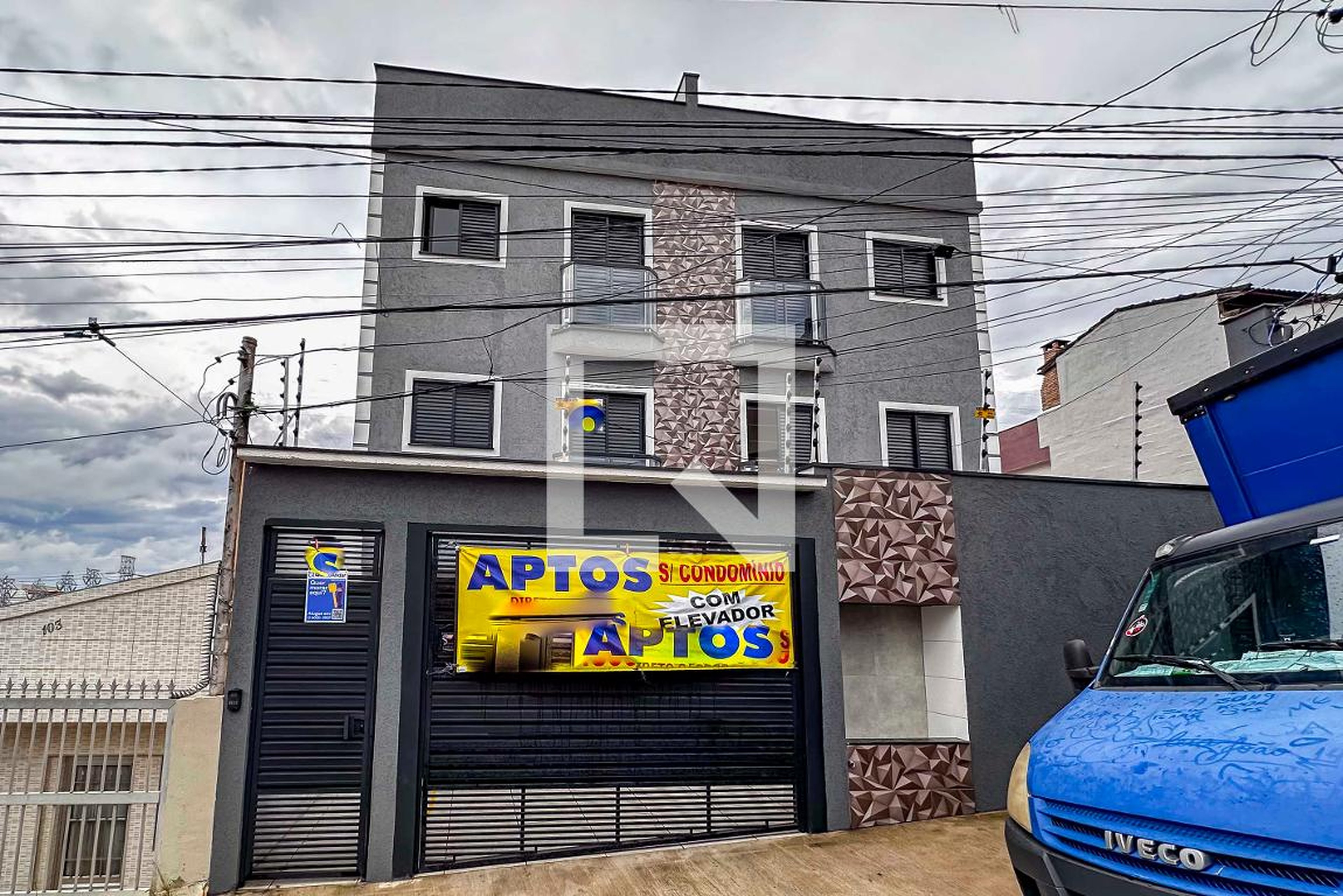 Fachada Condomínio em Rua Dracena, 109