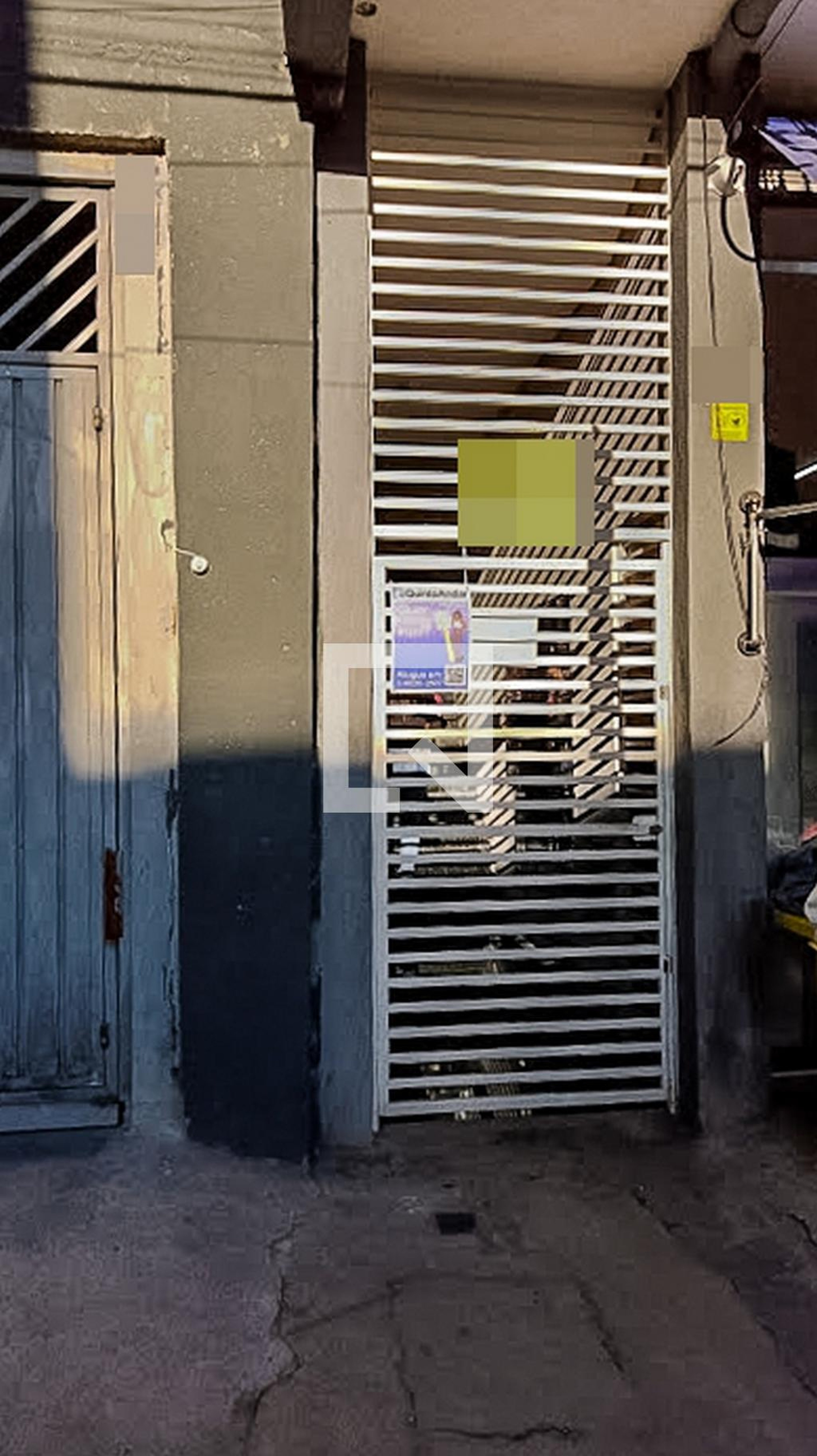 Fachada Condomínio em Rua Dona Ana Neri, 663