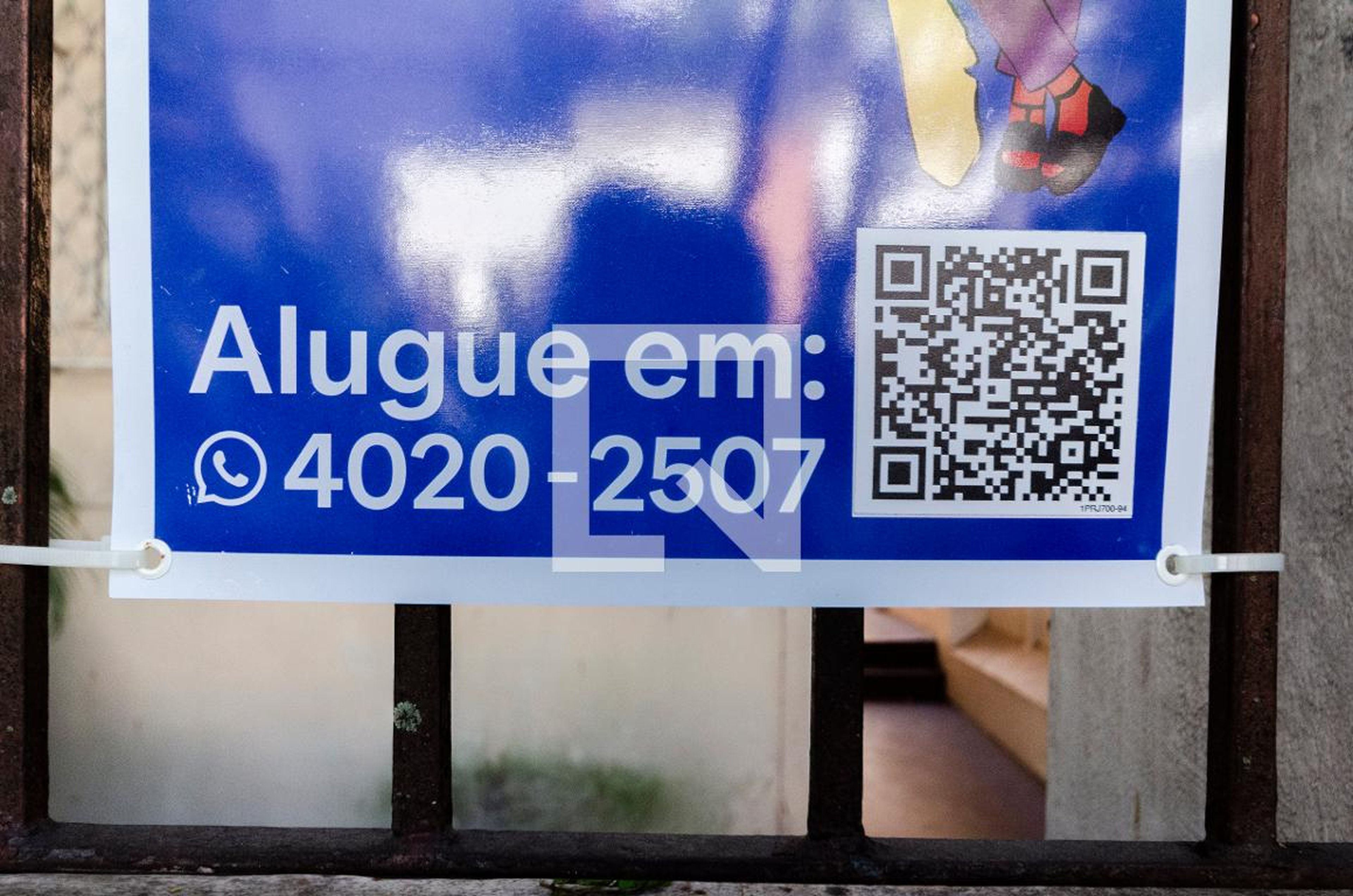 Fachada Condomínio em Rua Rosa e Silva, 276