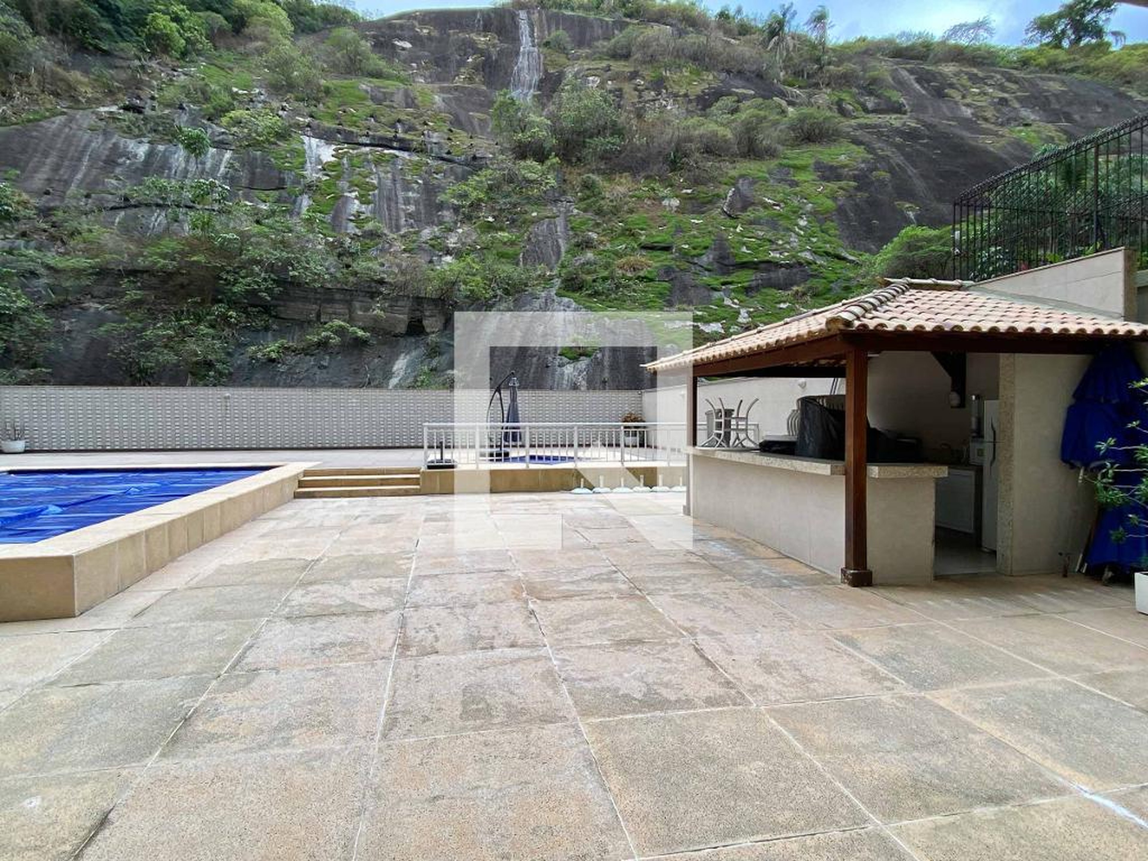 Piscina - Royall Place