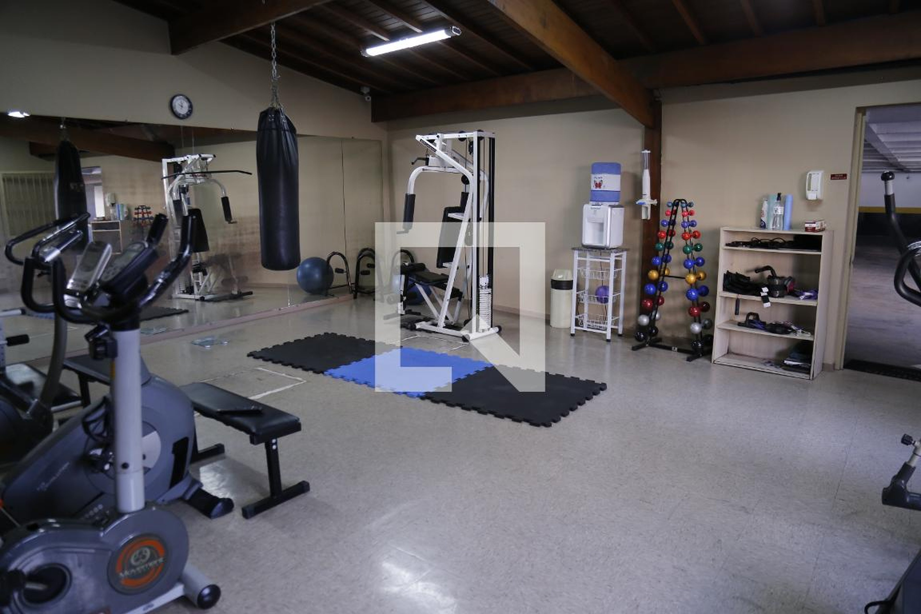 Academia - Metropoles