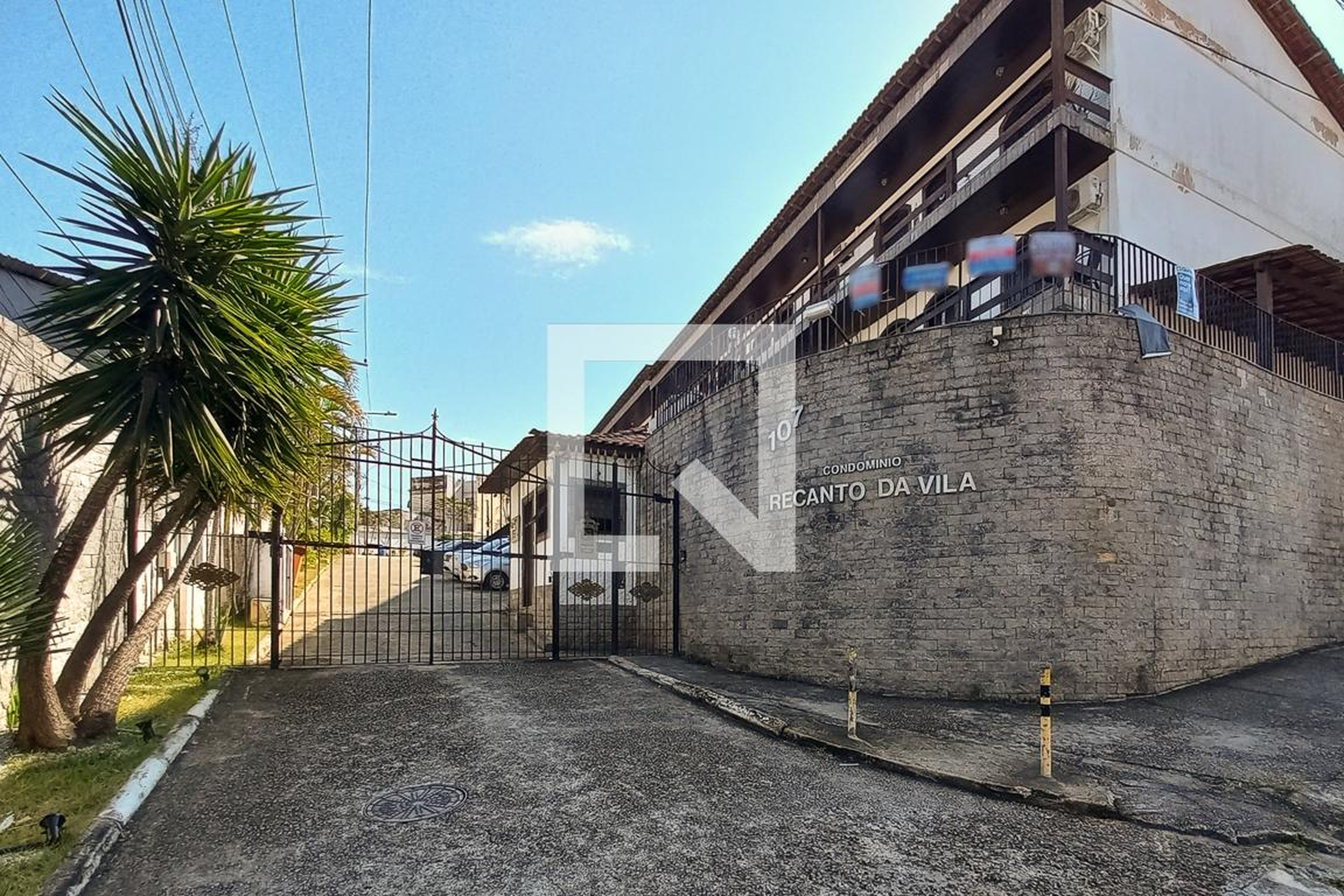 Fachada do Condomínio Condomínio Recanto da Vila