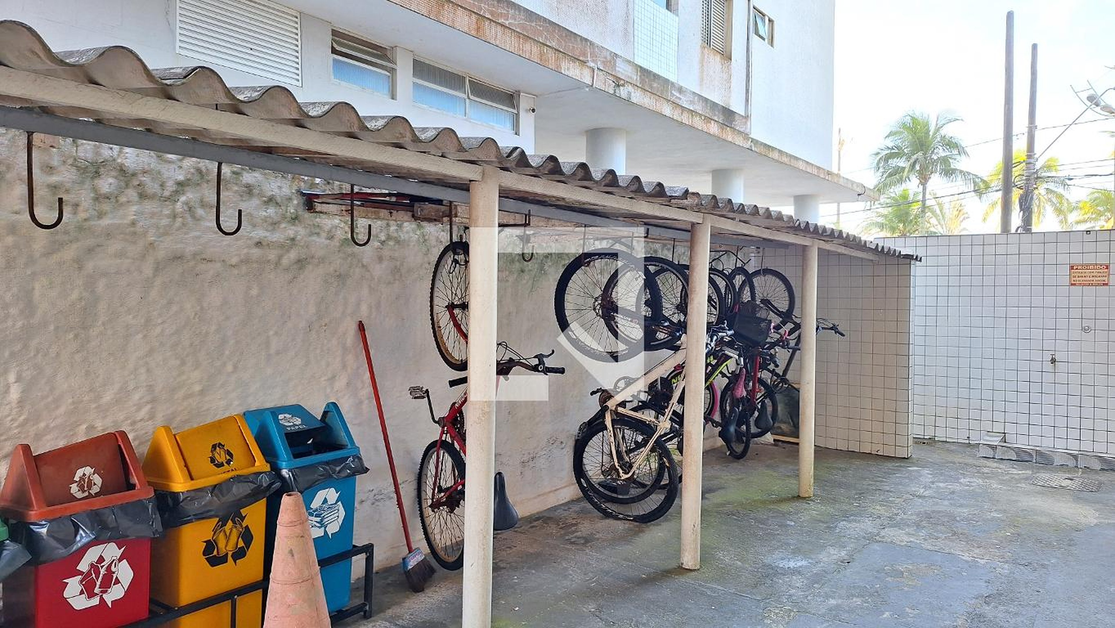 Bicicletario - Nossa Senhora da Gloria