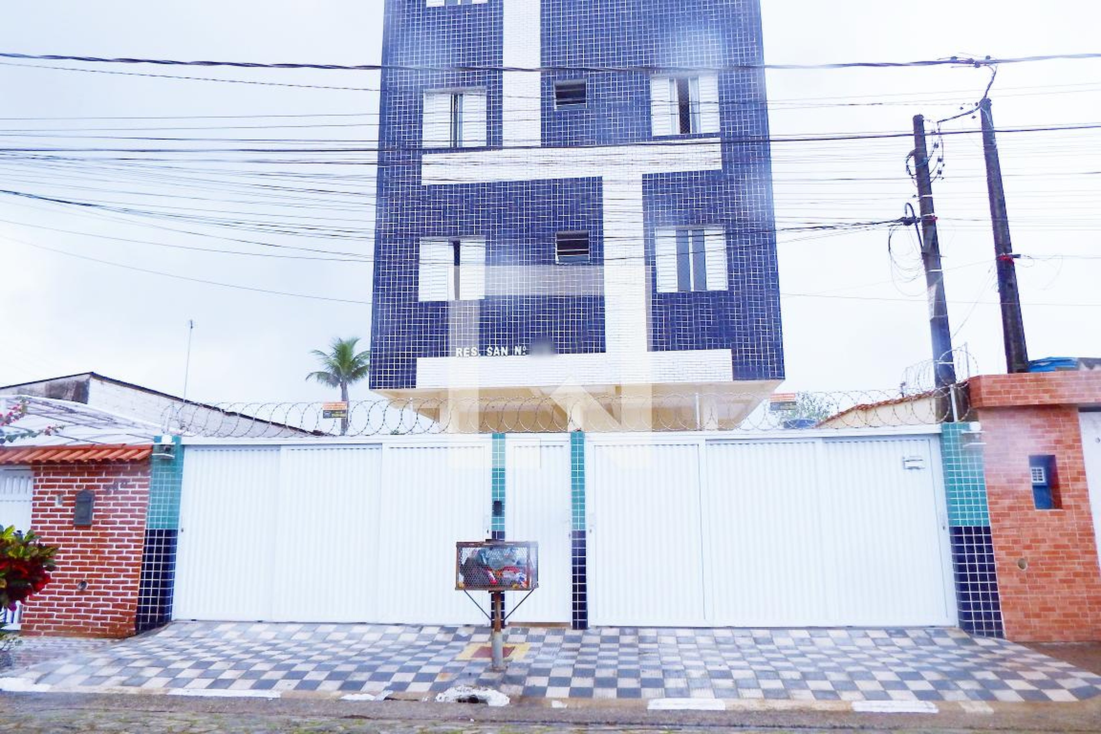 Fachada do Prédio Condomínio em Rua Senador Lúcio Bittencourt, 370