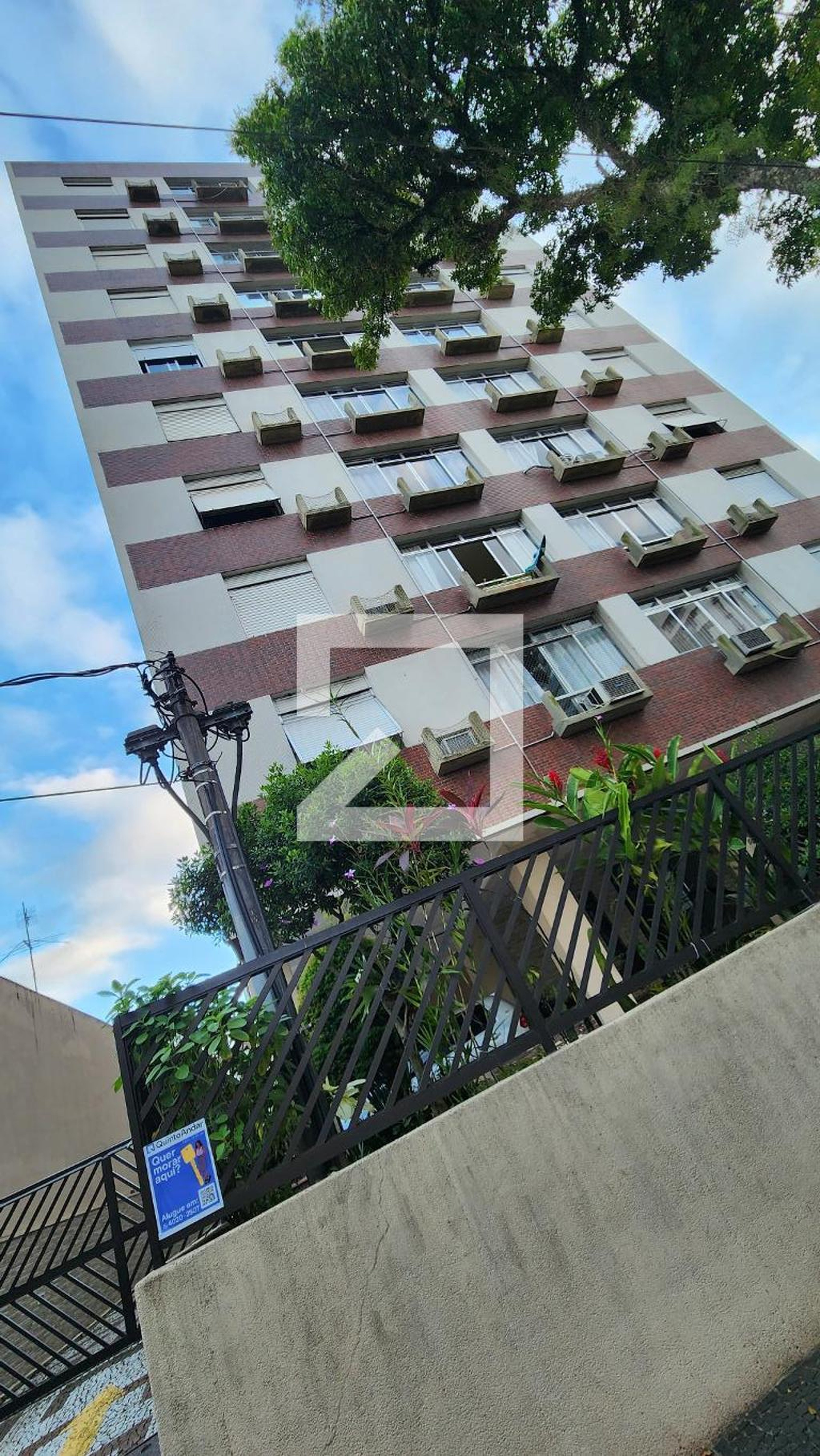 Fachada do Prédio Edifício Alhambra