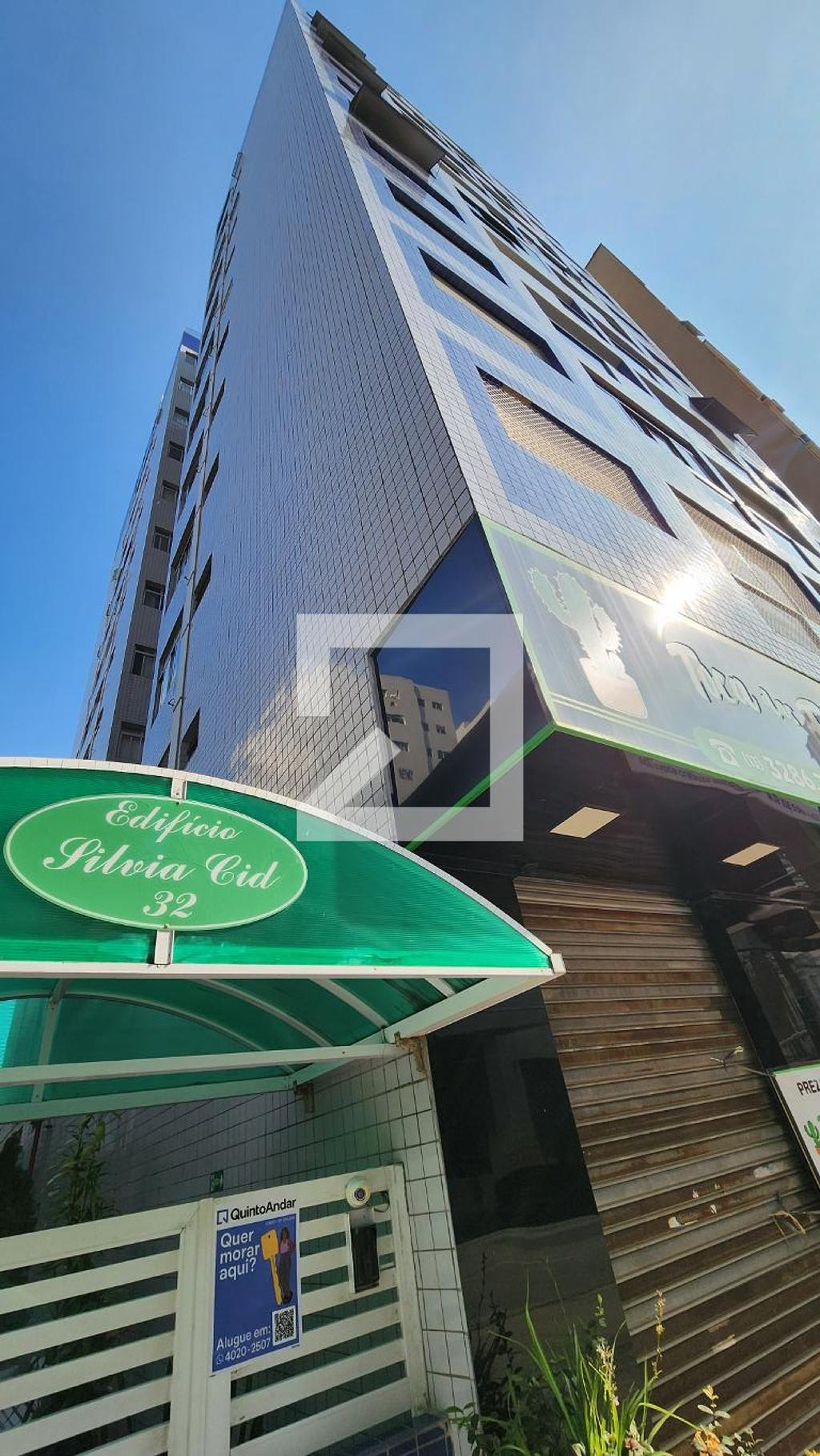 Fachada Condomínio Silvia Cid