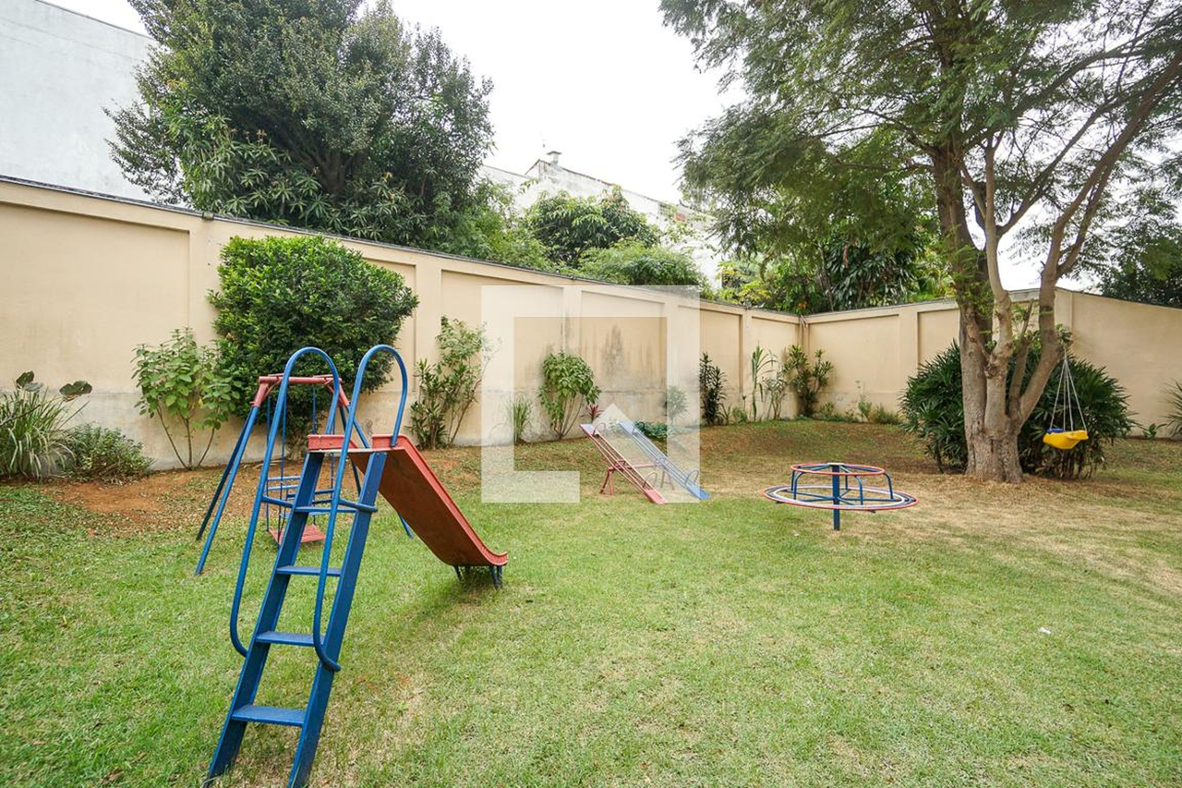 Playground - Edifício Beija Flor