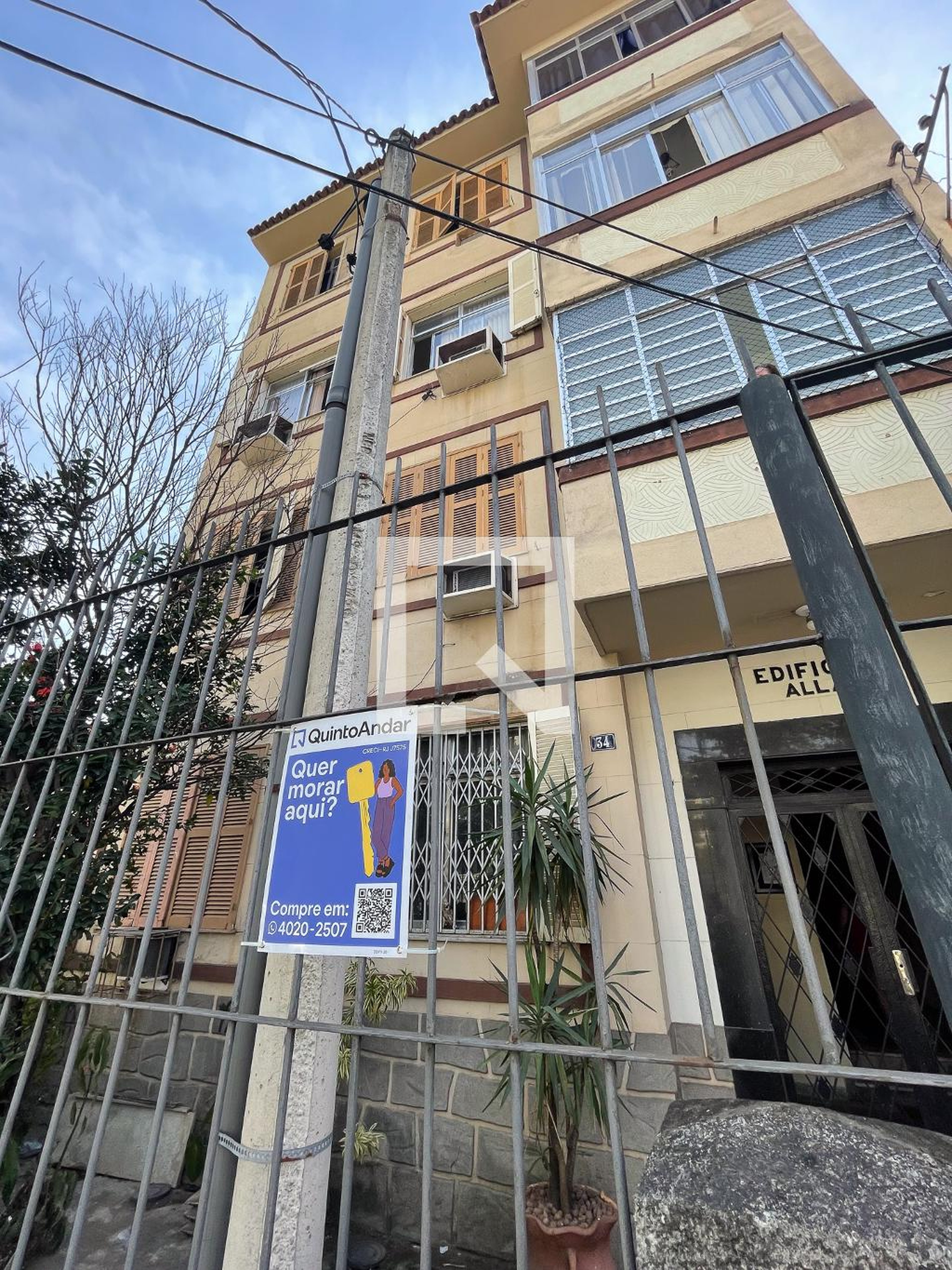 Fachada Condomínio em Rua do Chichorro, 34