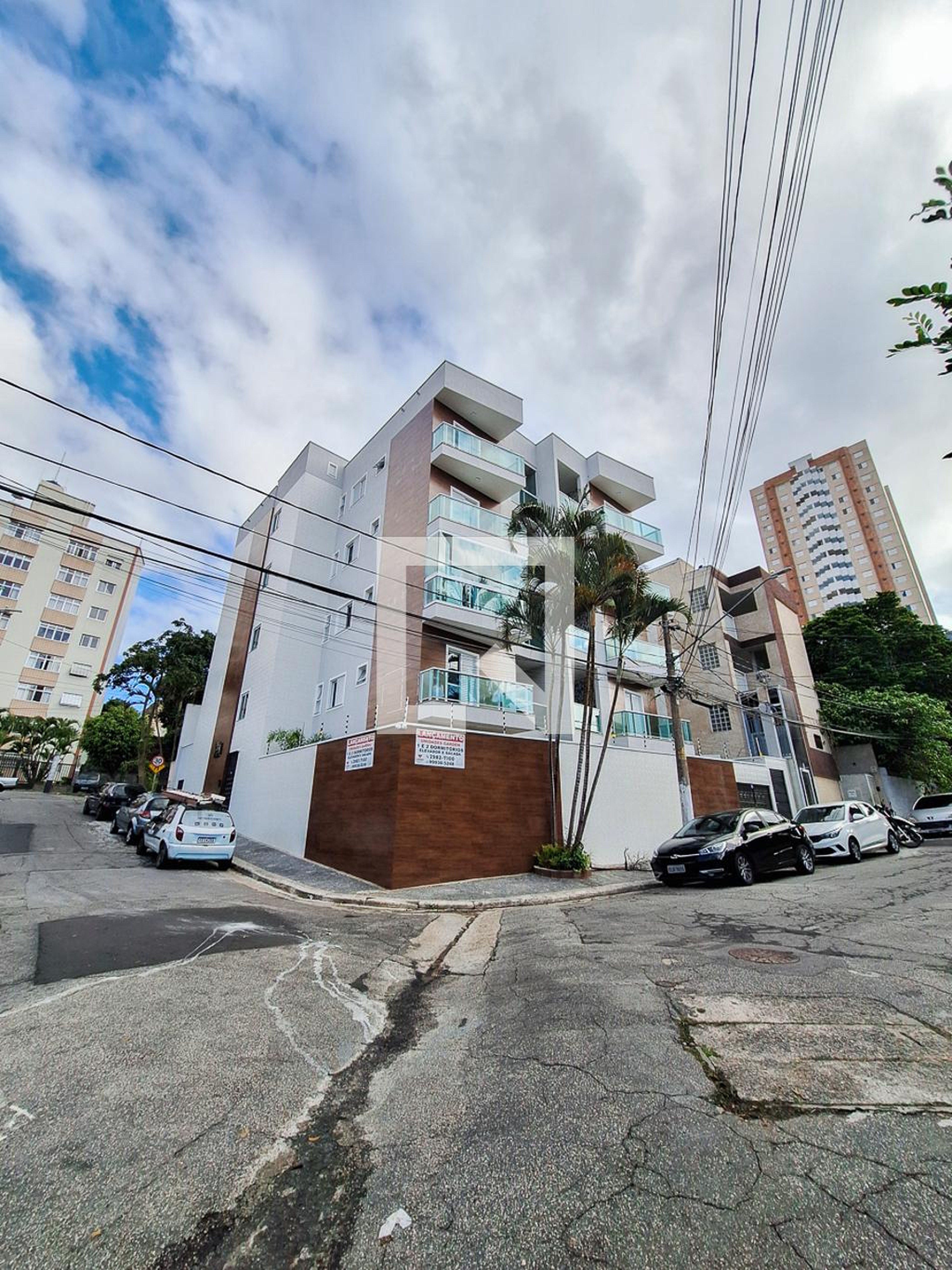 Fachada Condomínio em Rua Augusto Tortorelo Araújo, 279