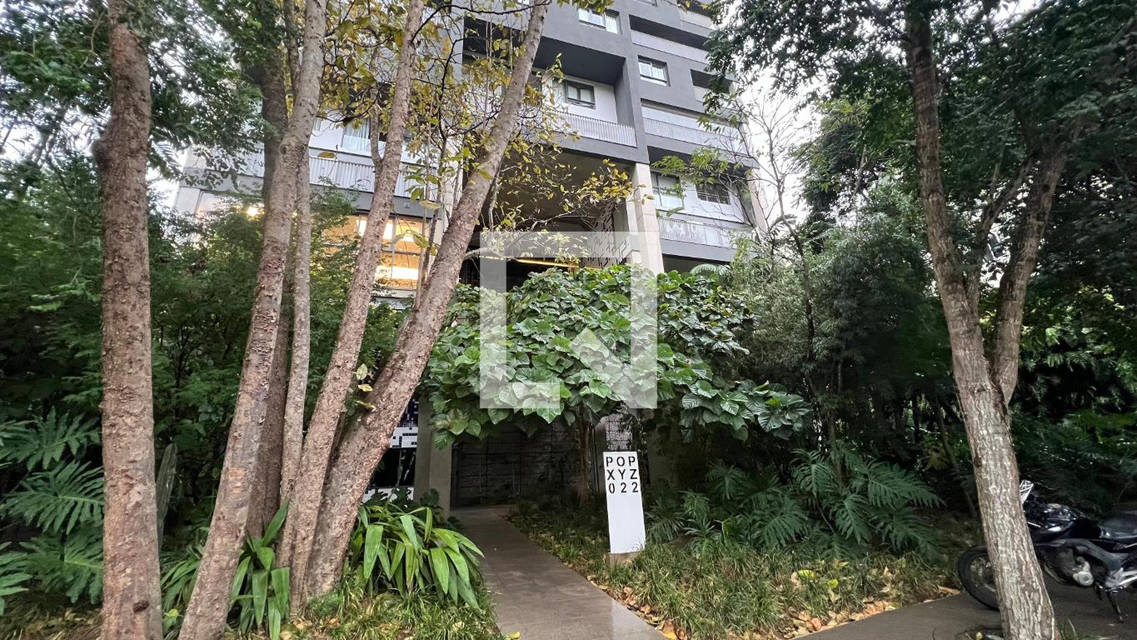 Fachada Condomínio em Rua Delfina da Cunha, 22