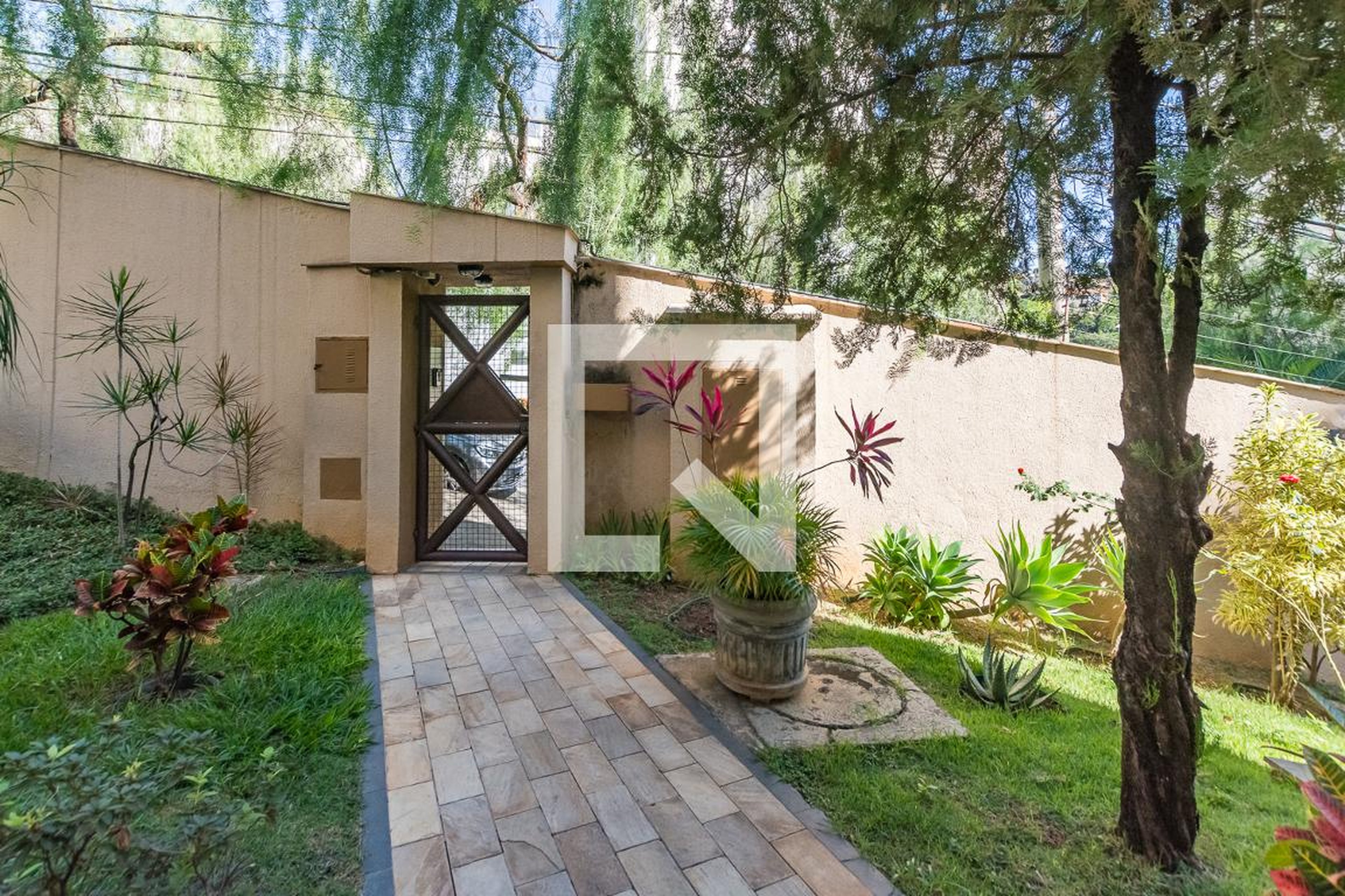 Entrada - Par dos Lírios