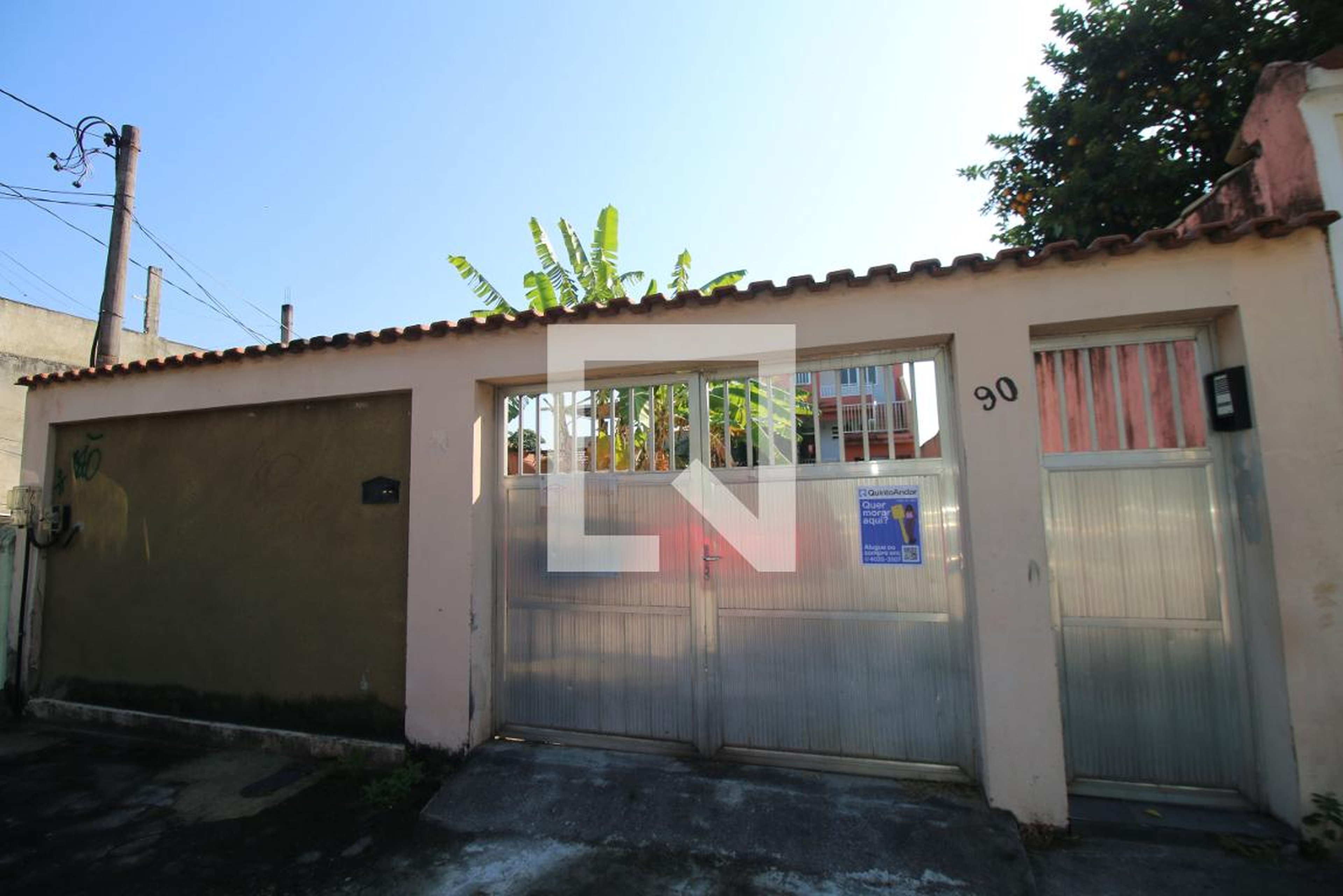 Fachada Condomínio em Rua Pachêco Téles, 90