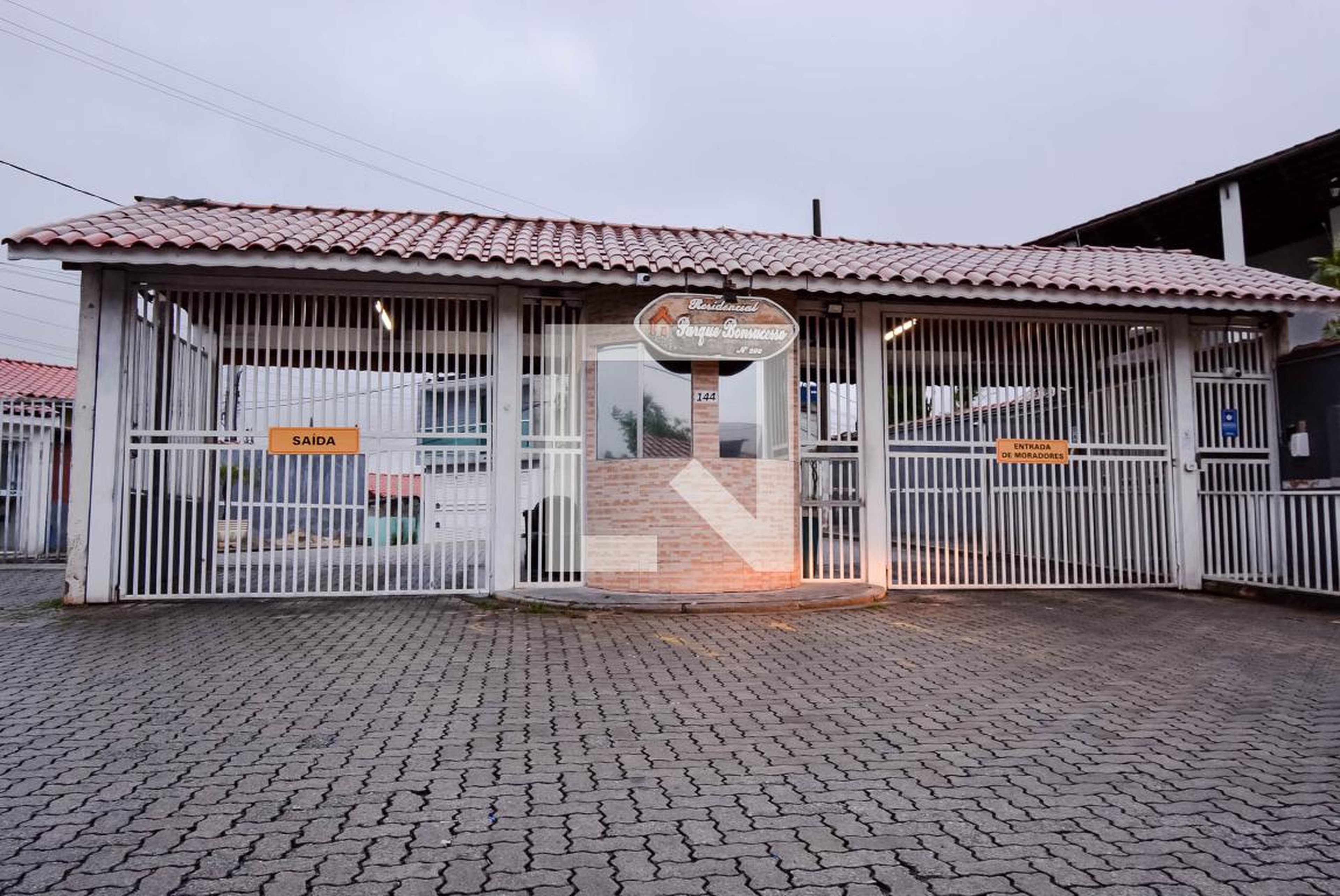 Fachada do Condomínio Condomínio em Rua Rio do Pardo, 144