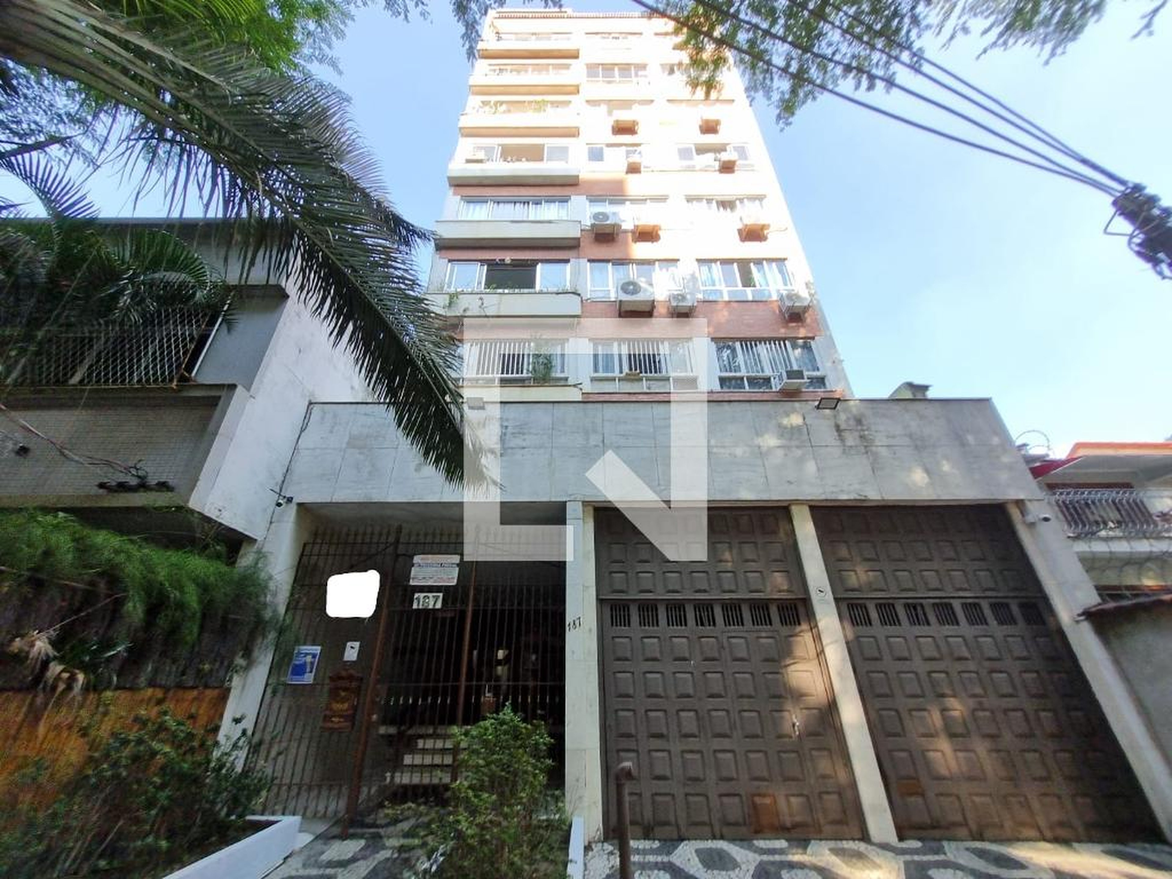 Fachada Condomínio em Avenida Engenheiro Richard, 187