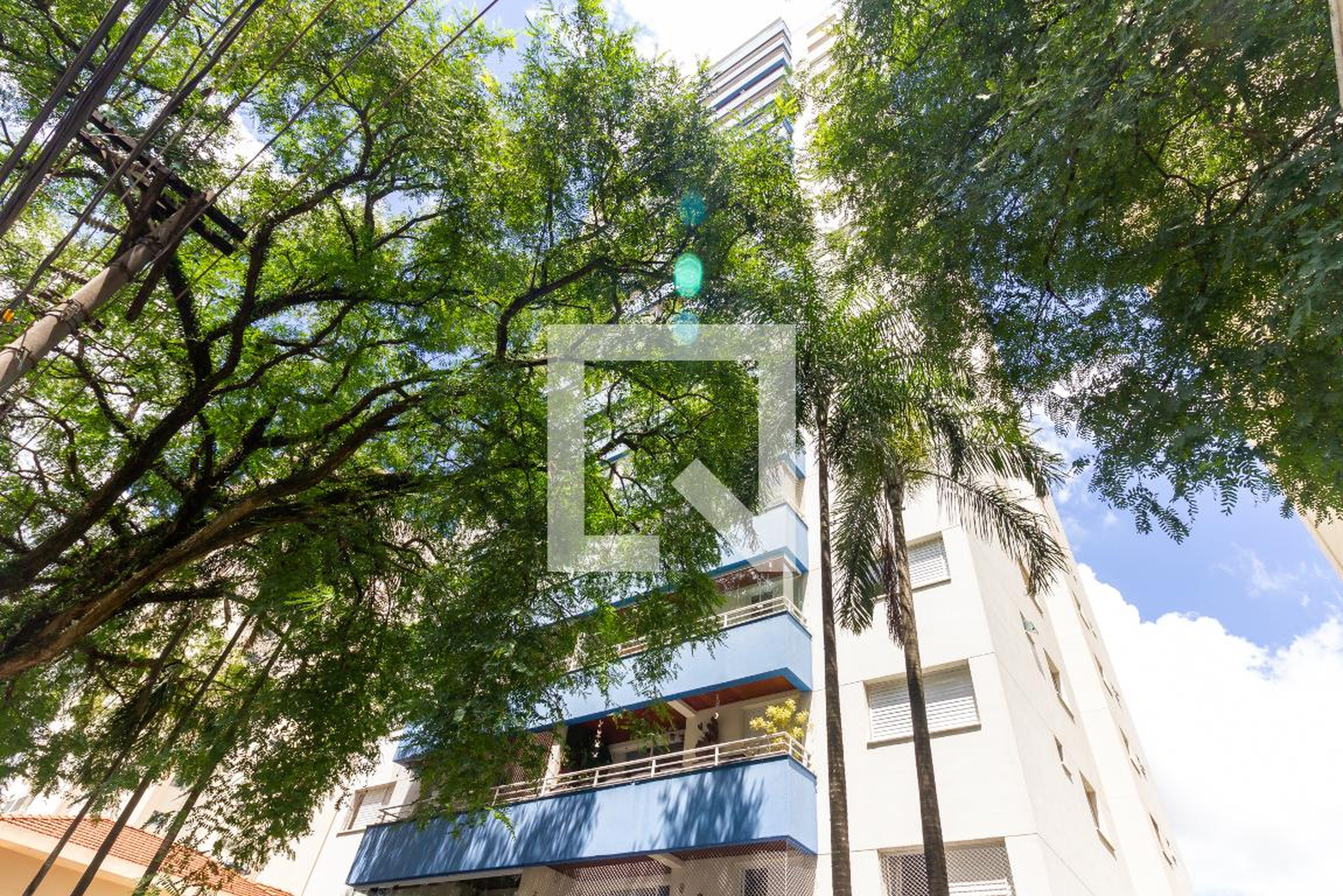 Fachada do Prédio Condomínio Saint Laurence